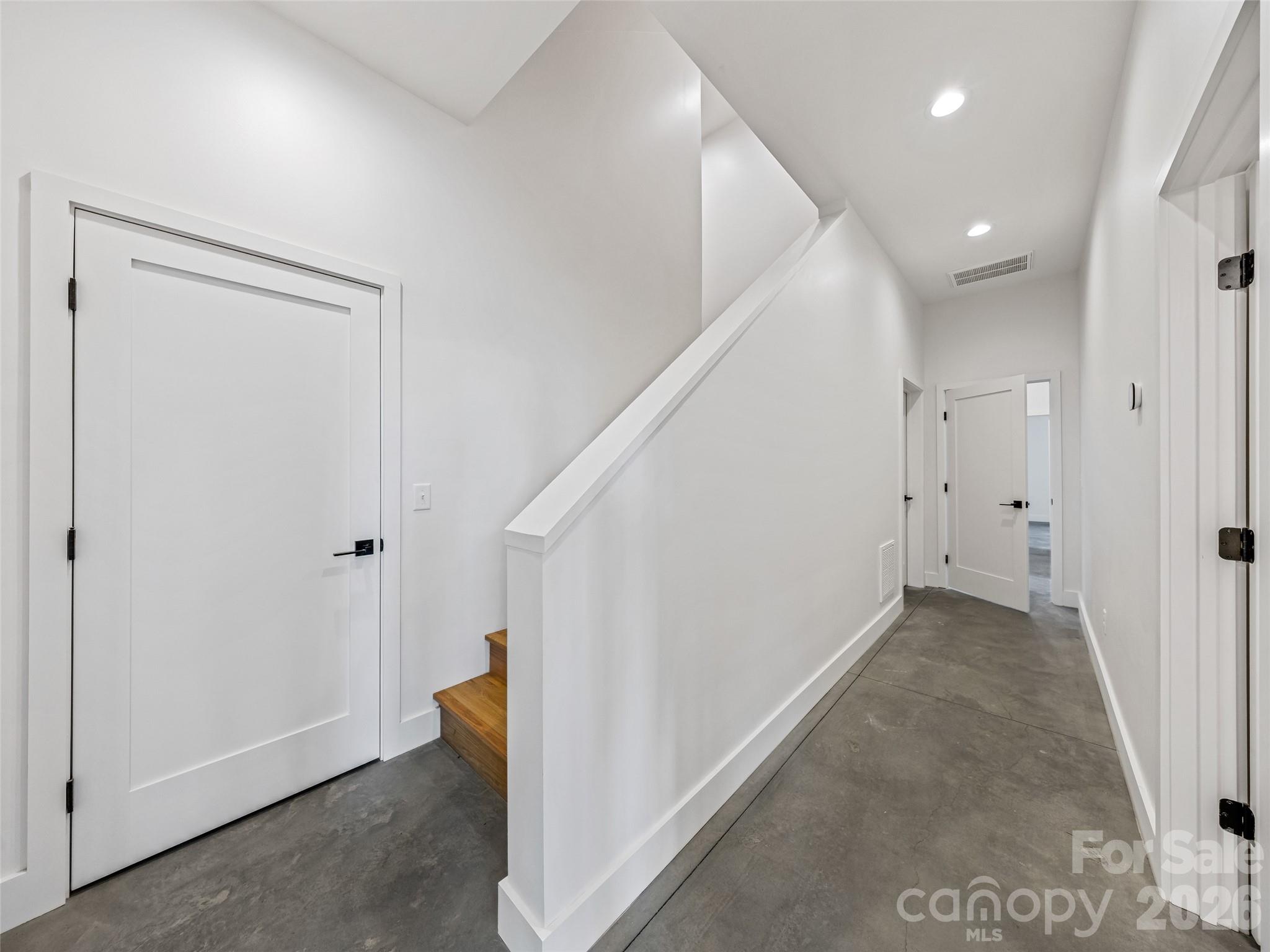 15 Laurel Ledge Way — Fletcher
