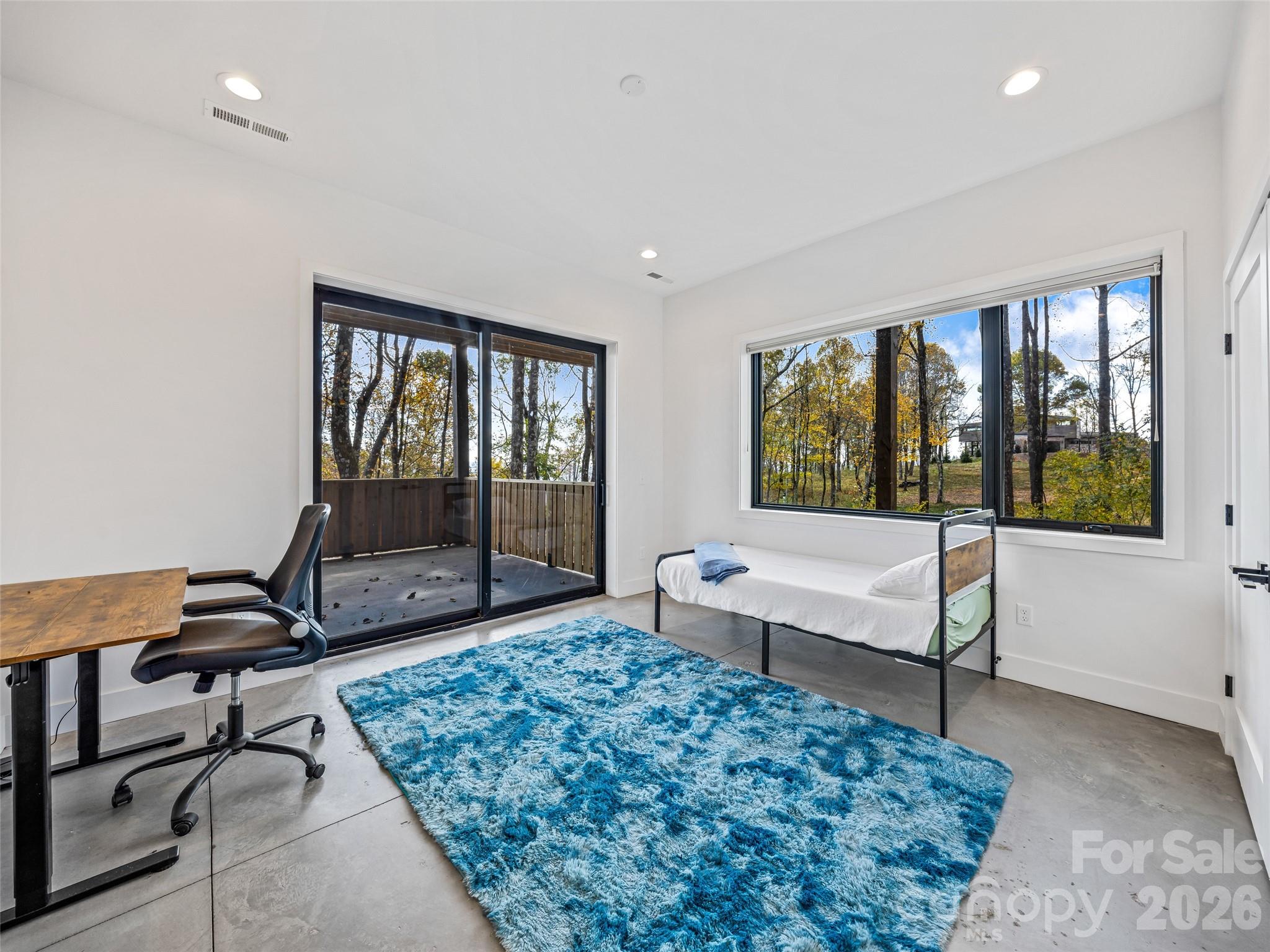 15 Laurel Ledge Way — Fletcher