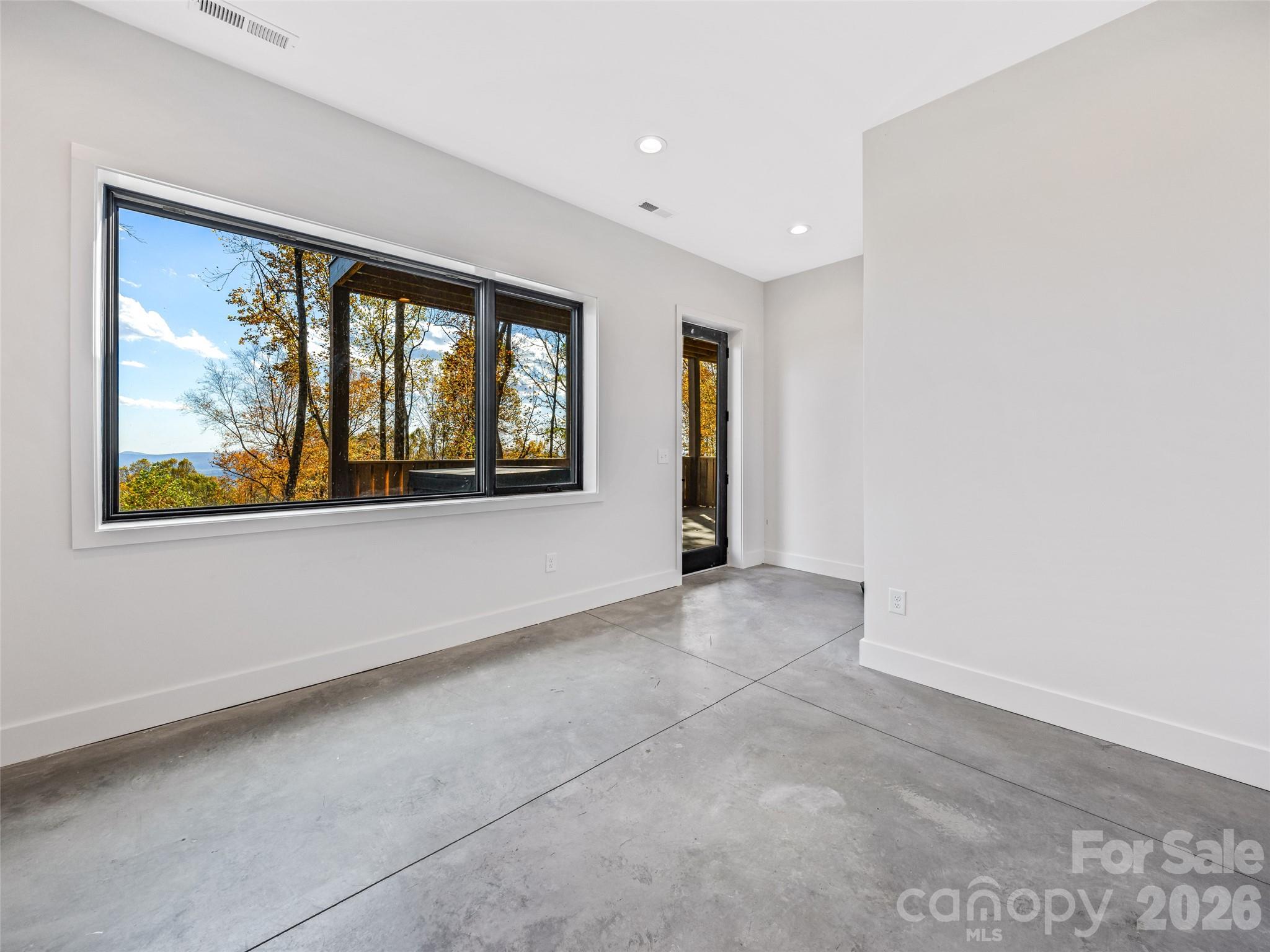 15 Laurel Ledge Way — Fletcher