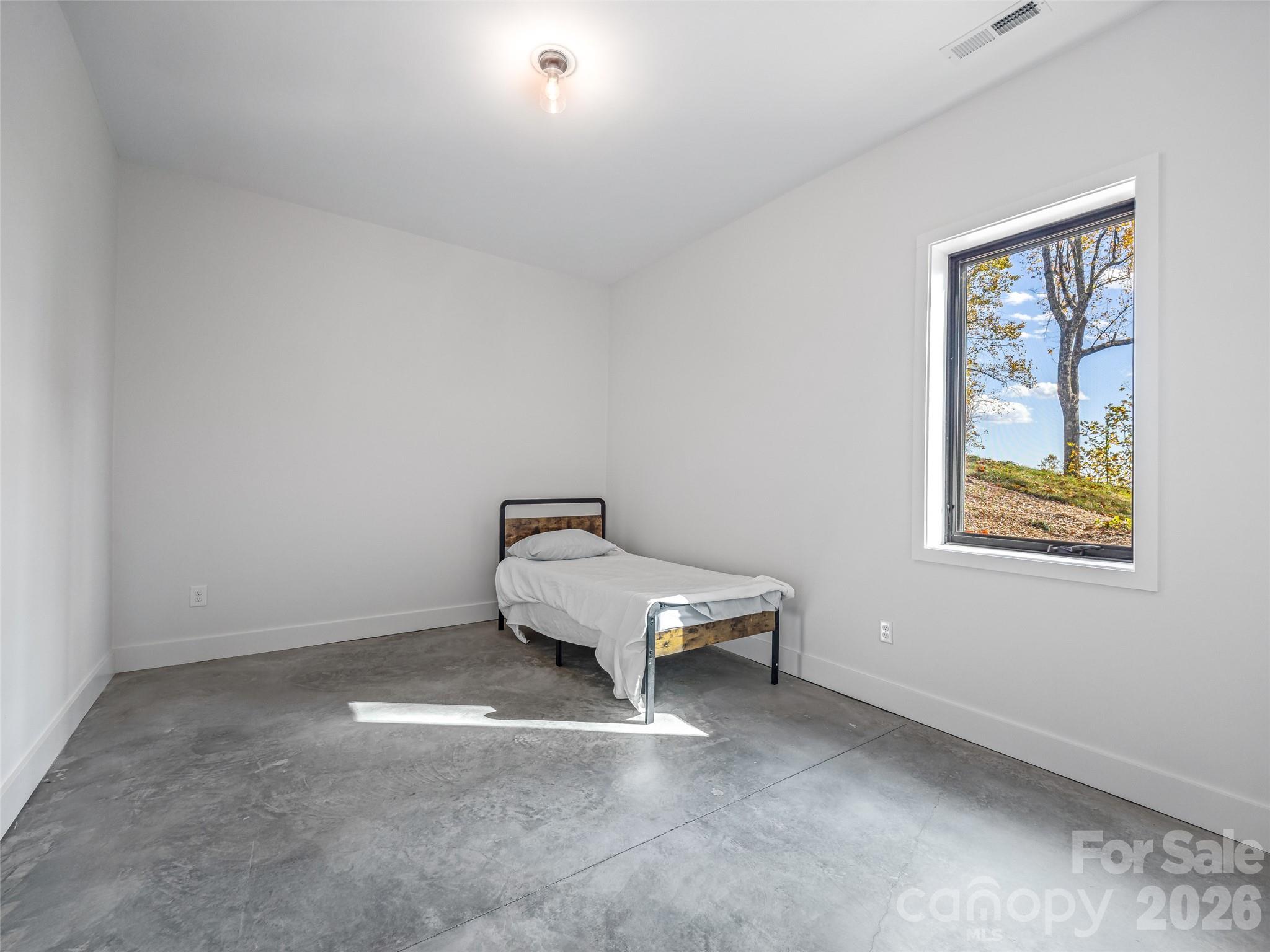 15 Laurel Ledge Way — Fletcher