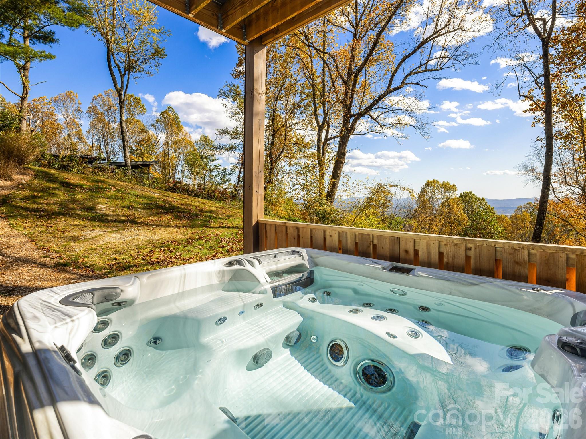 15 Laurel Ledge Way — Fletcher