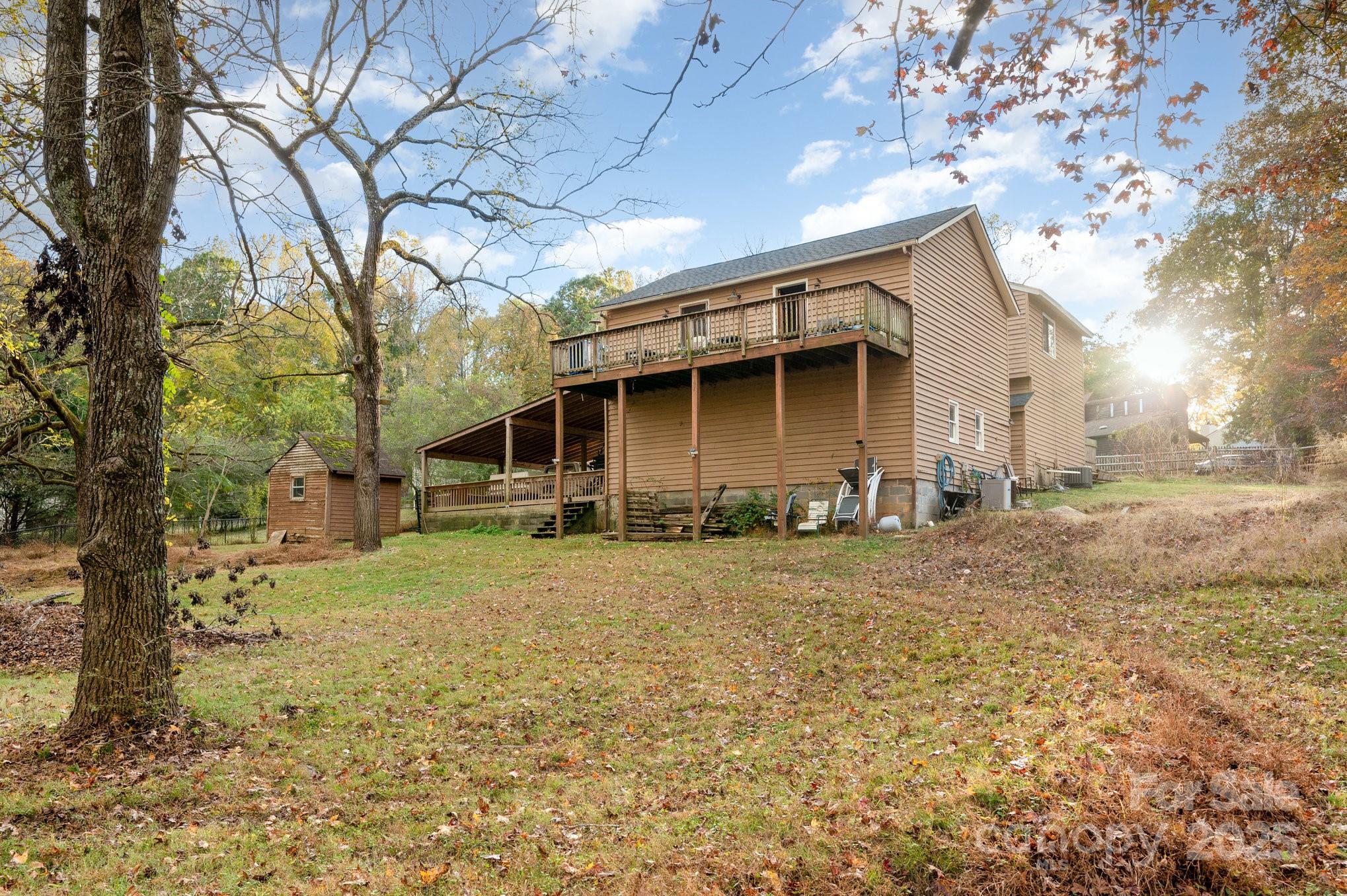 6013 Tall Tree Lane — Harrisburg
