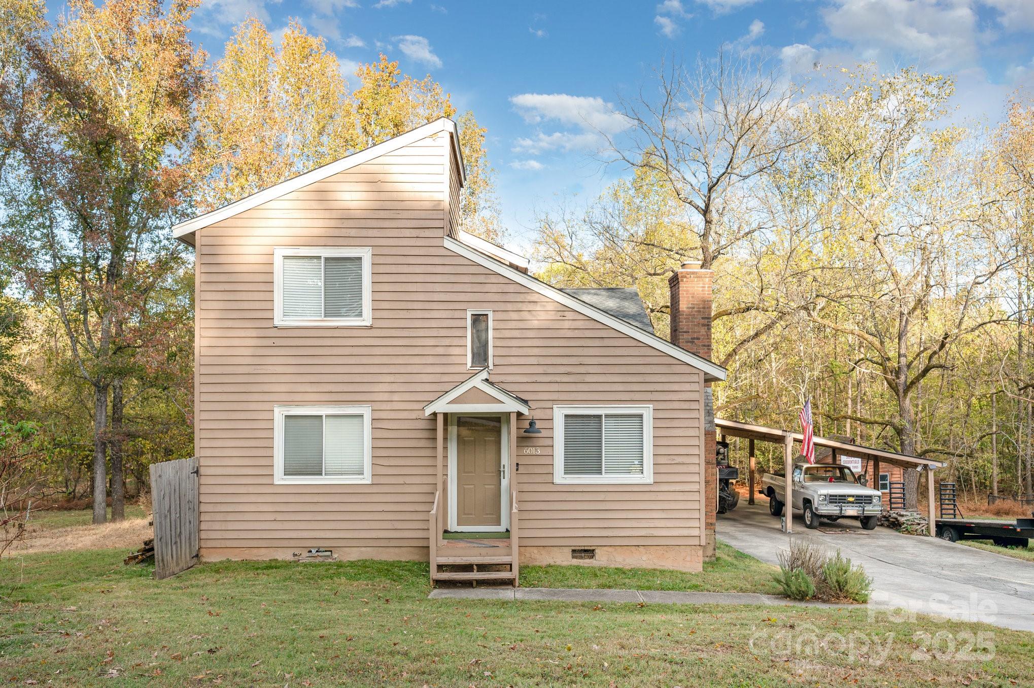 6013 Tall Tree Lane — Harrisburg