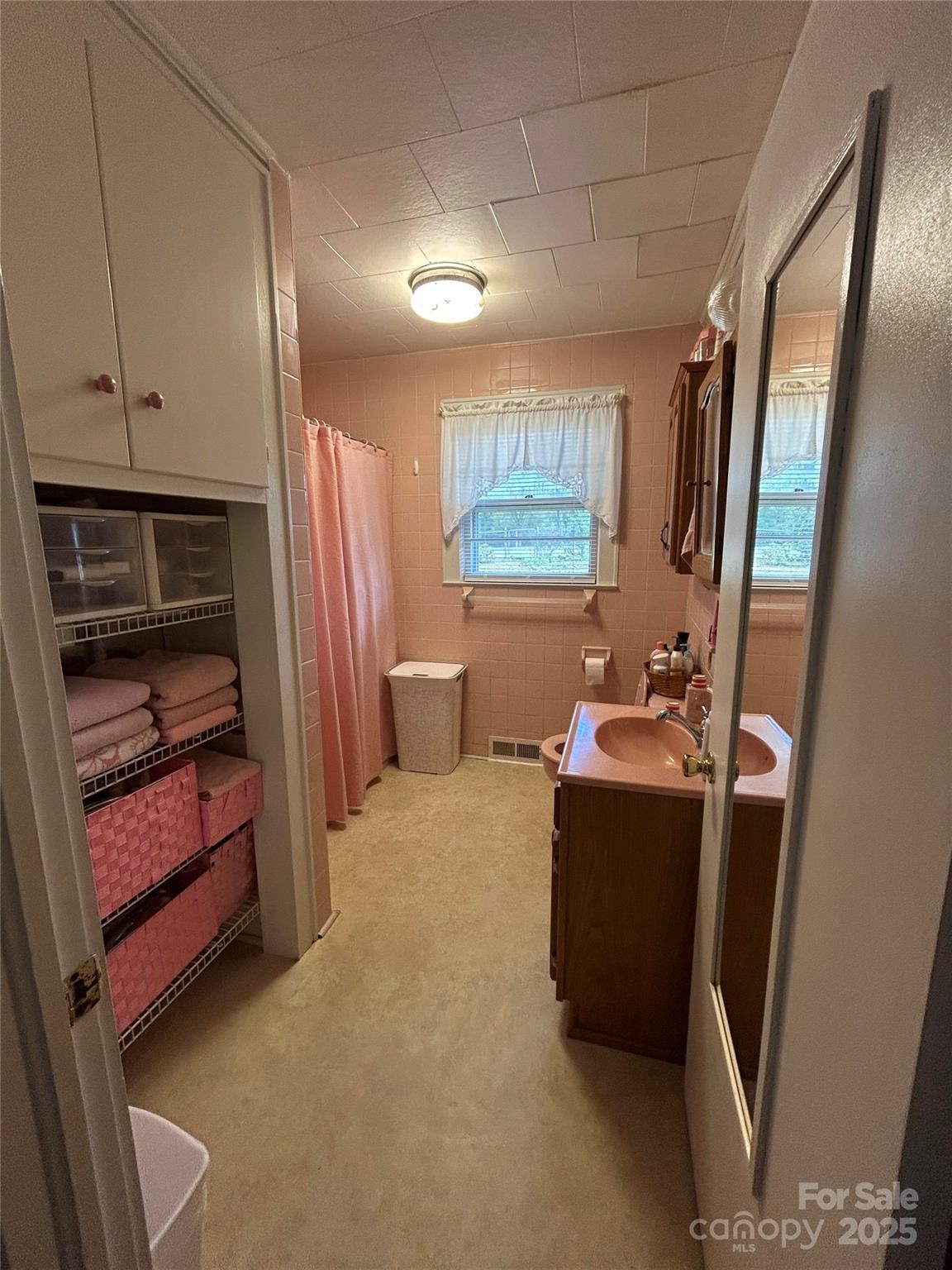 614 Smith Street — Albemarle