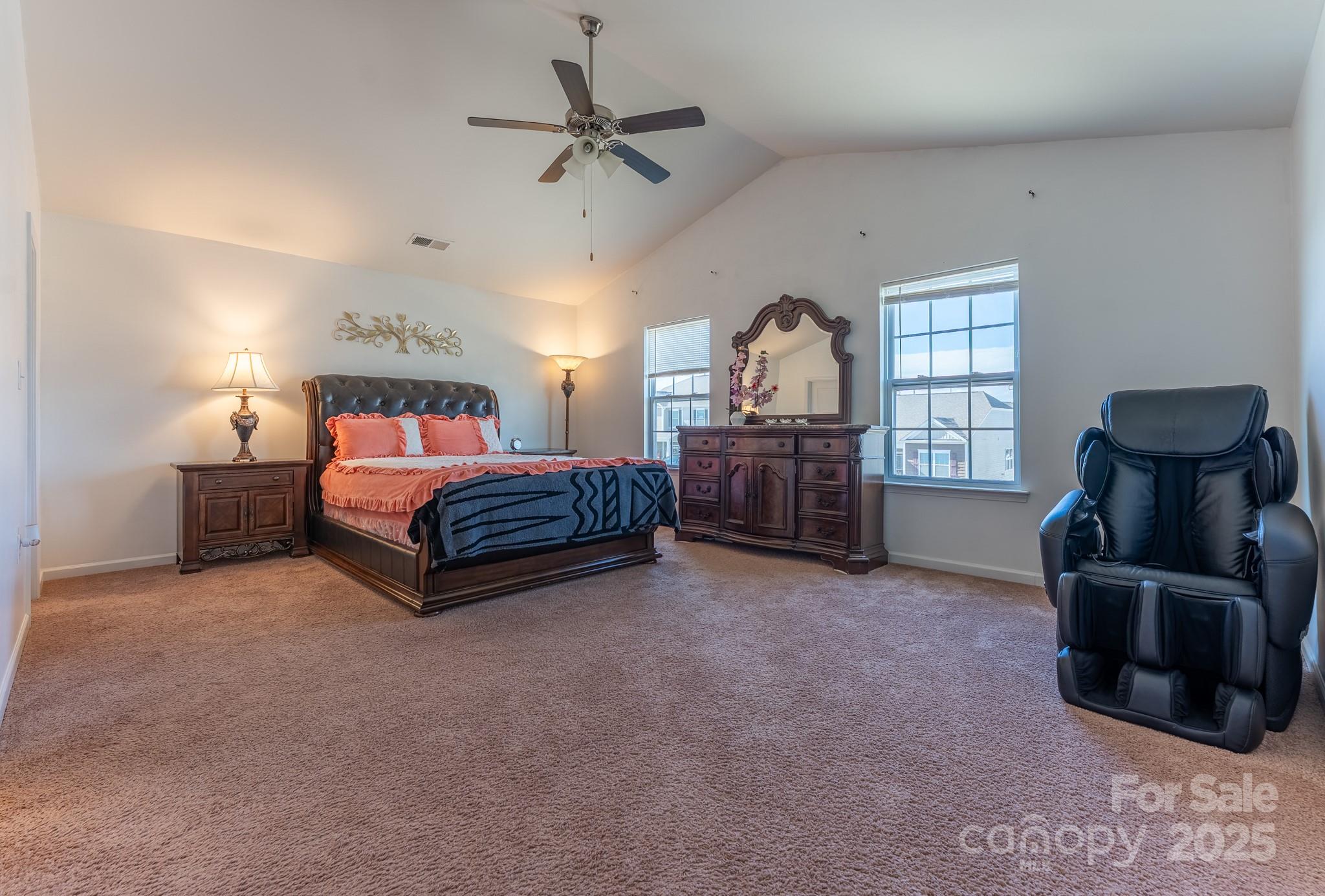 1239 Kent Downs Avenue SW — Concord