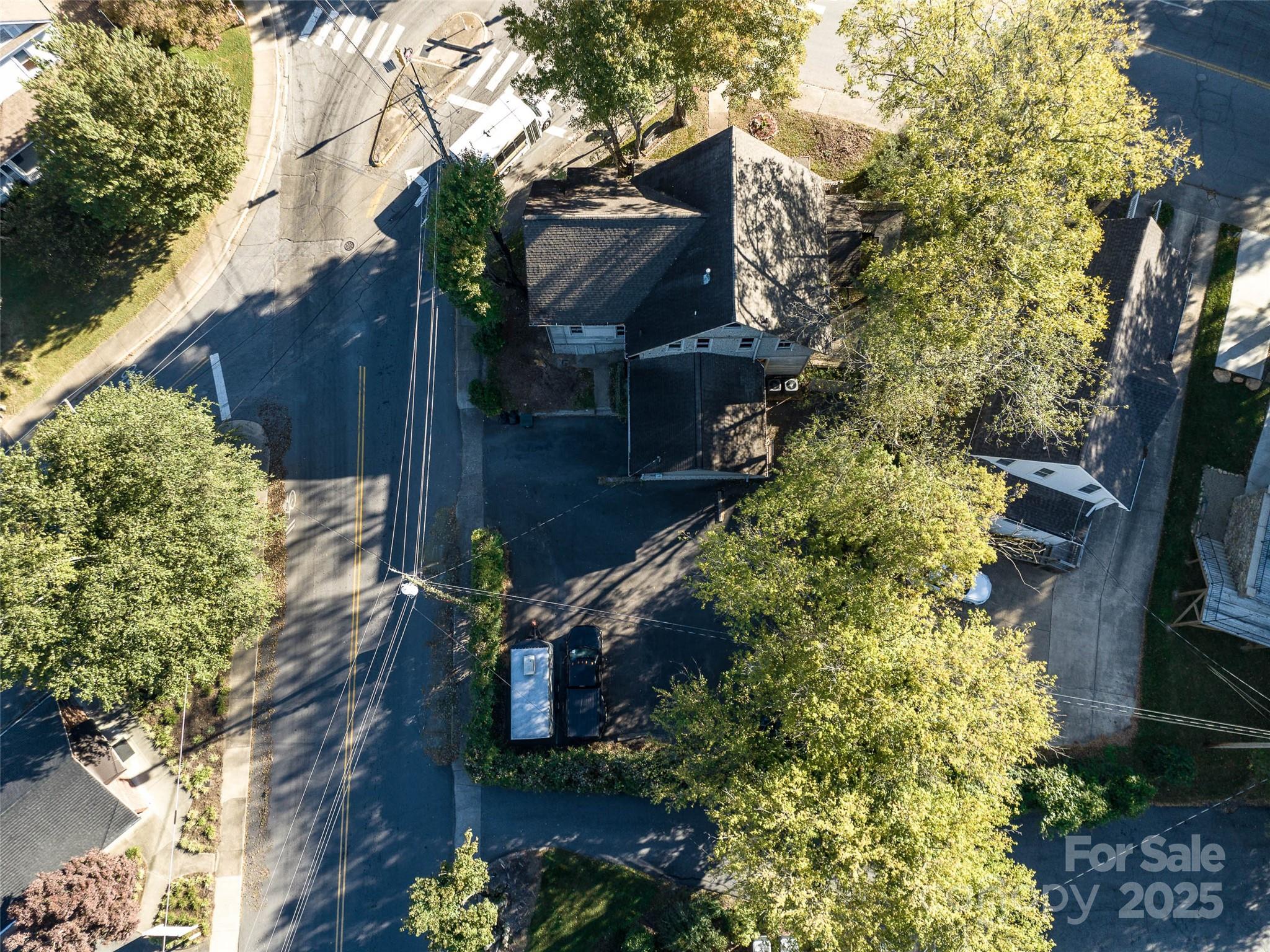 99 Walnut Street — Waynesville