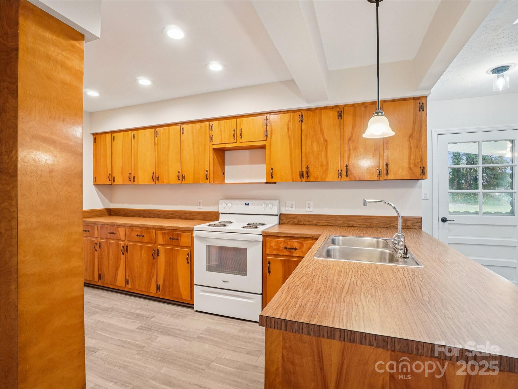 34 Parkview Drive — Brevard