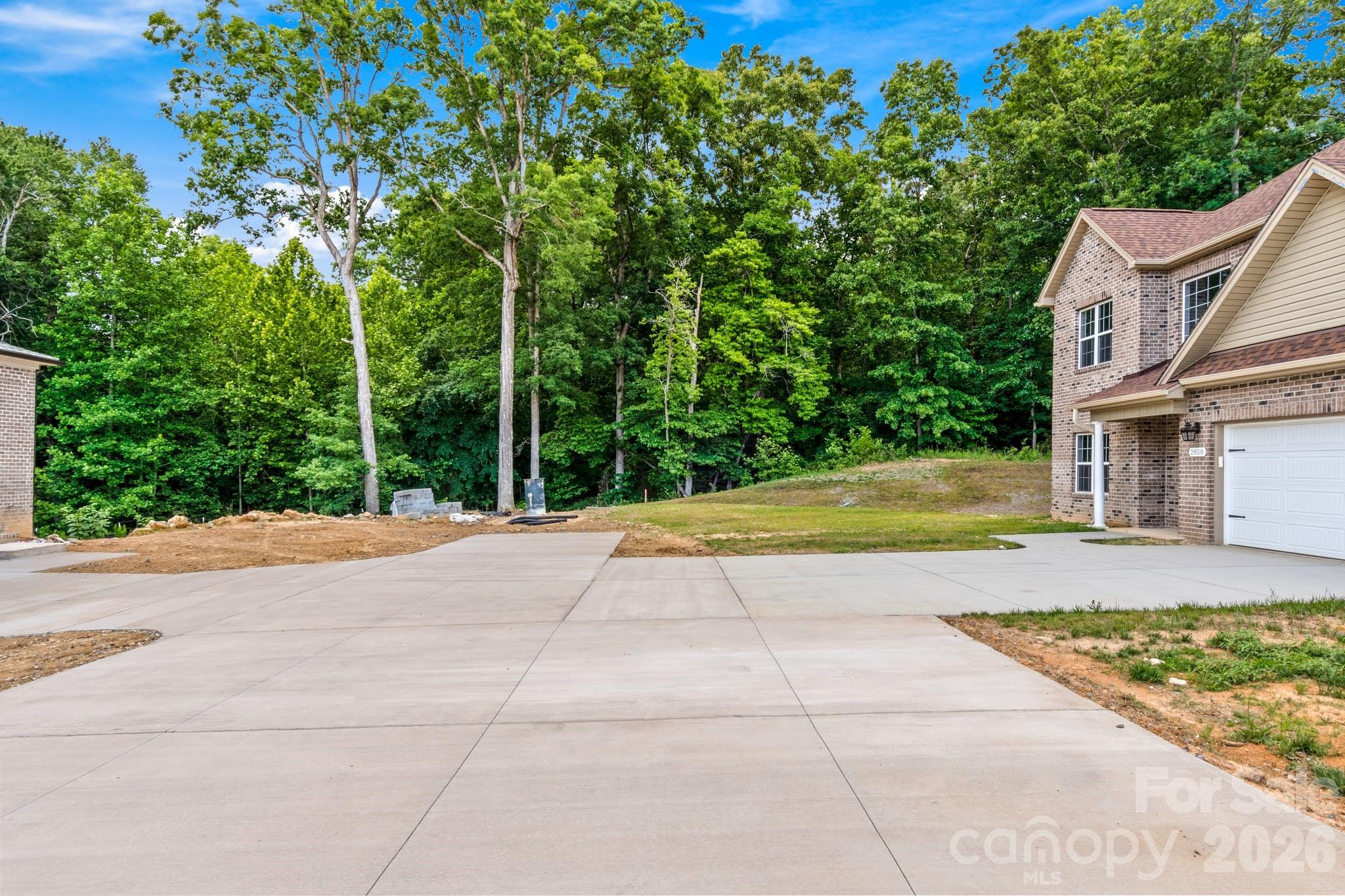 2858 Eland Drive — Winston Salem