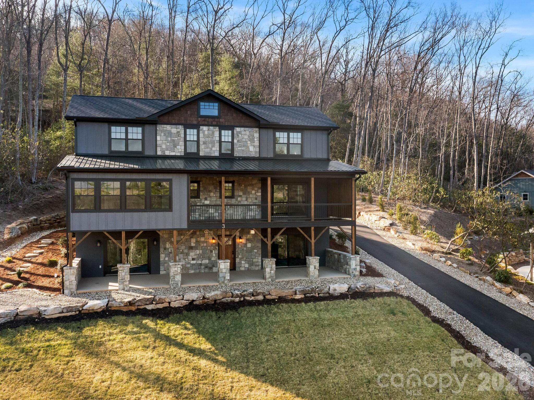 3 Erin Glen Court — Fairview