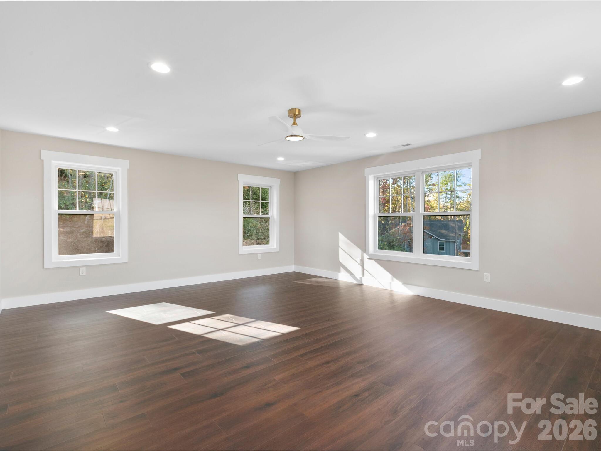 3 Erin Glen Court — Fairview