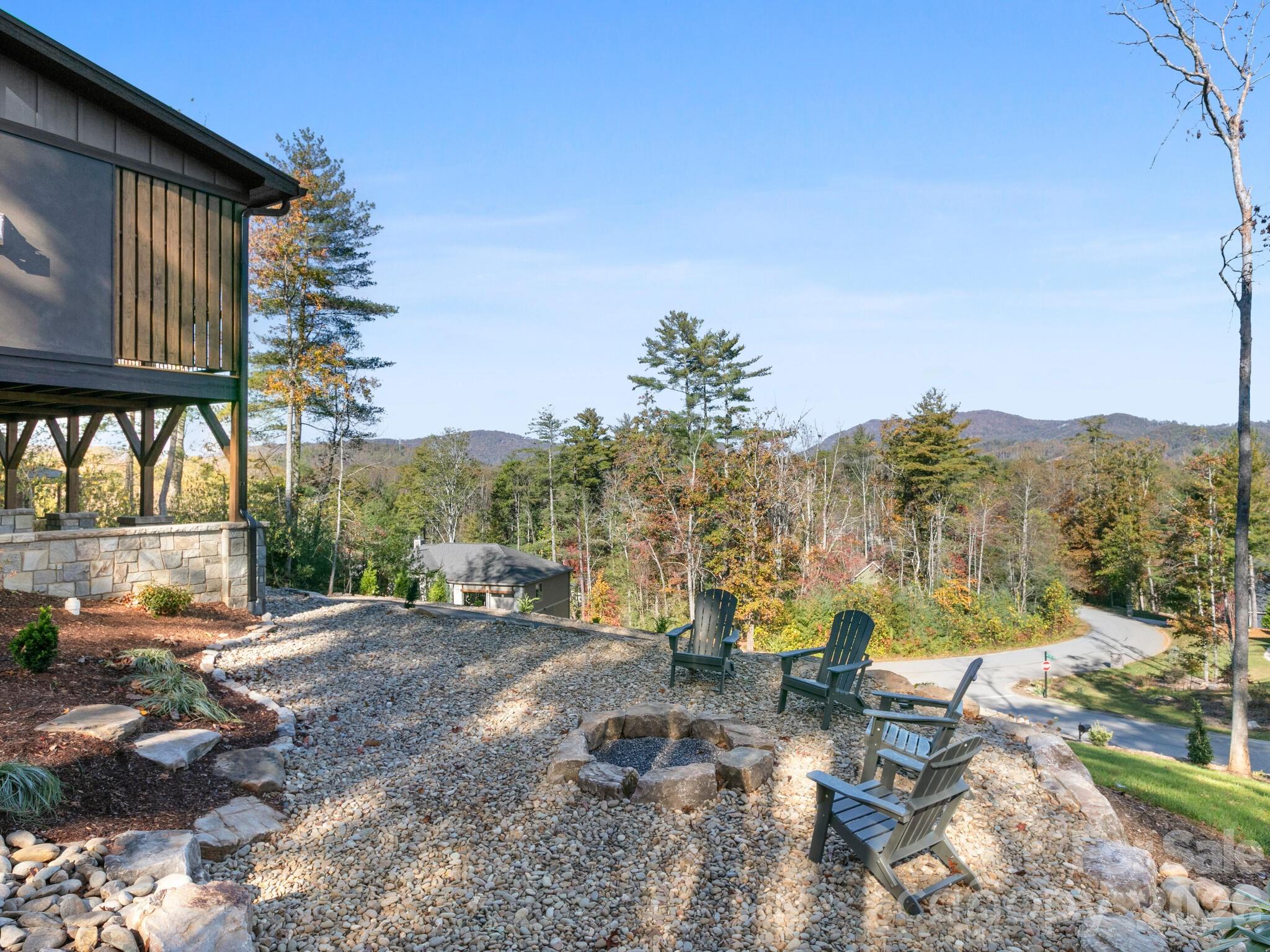 3 Erin Glen Court — Fairview