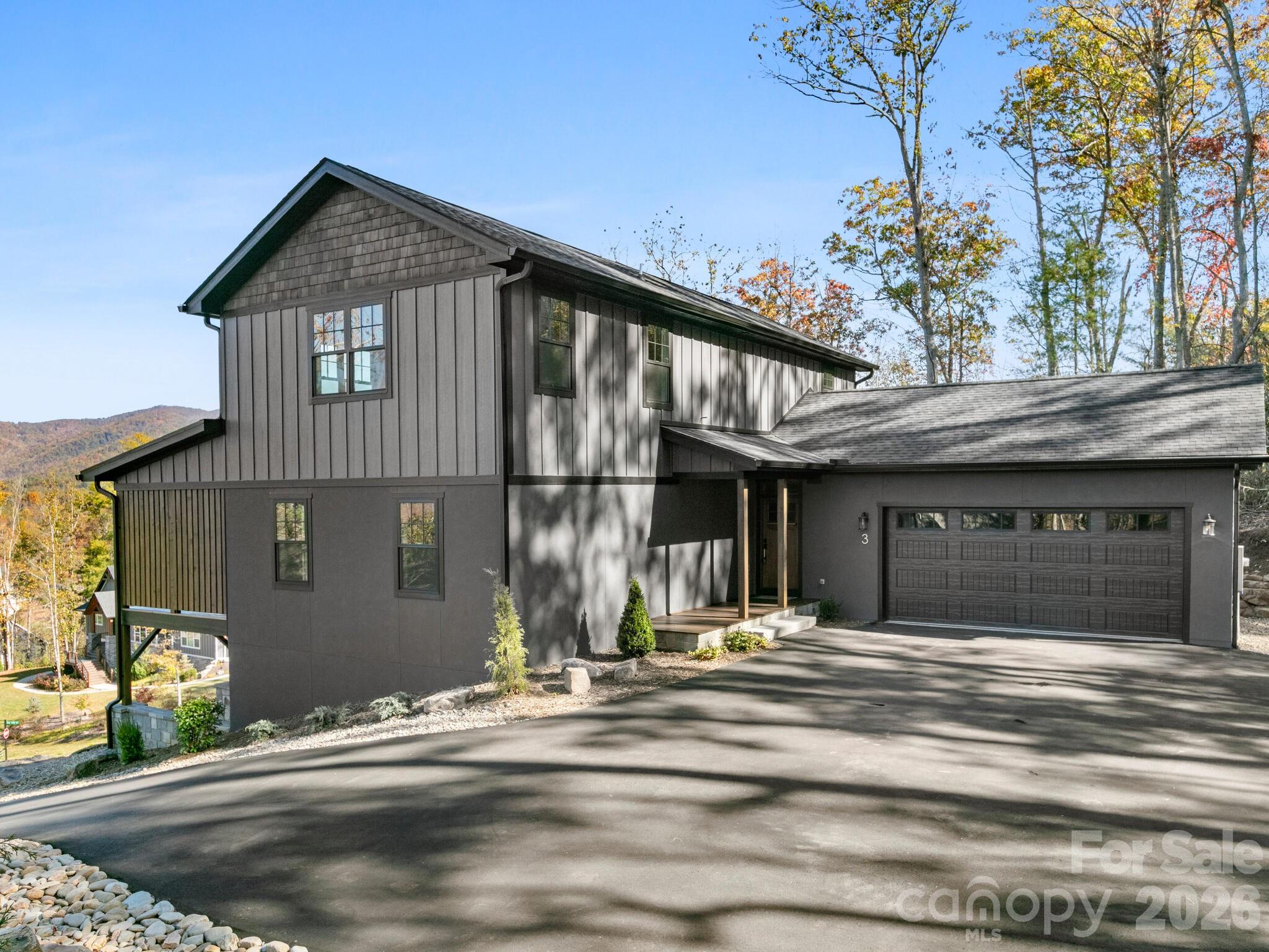 3 Erin Glen Court — Fairview