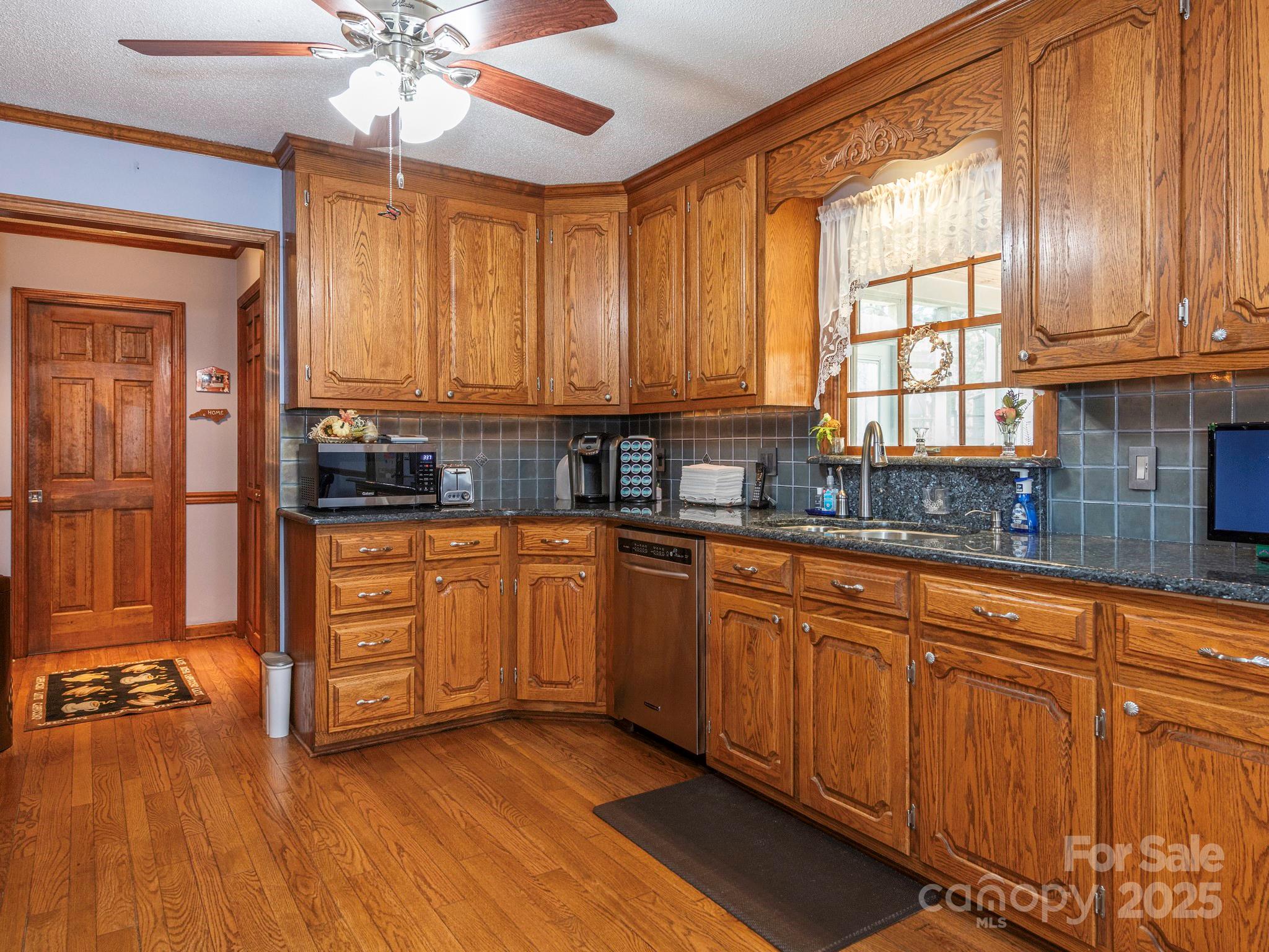 1800 Lake Lynn Road — Concord