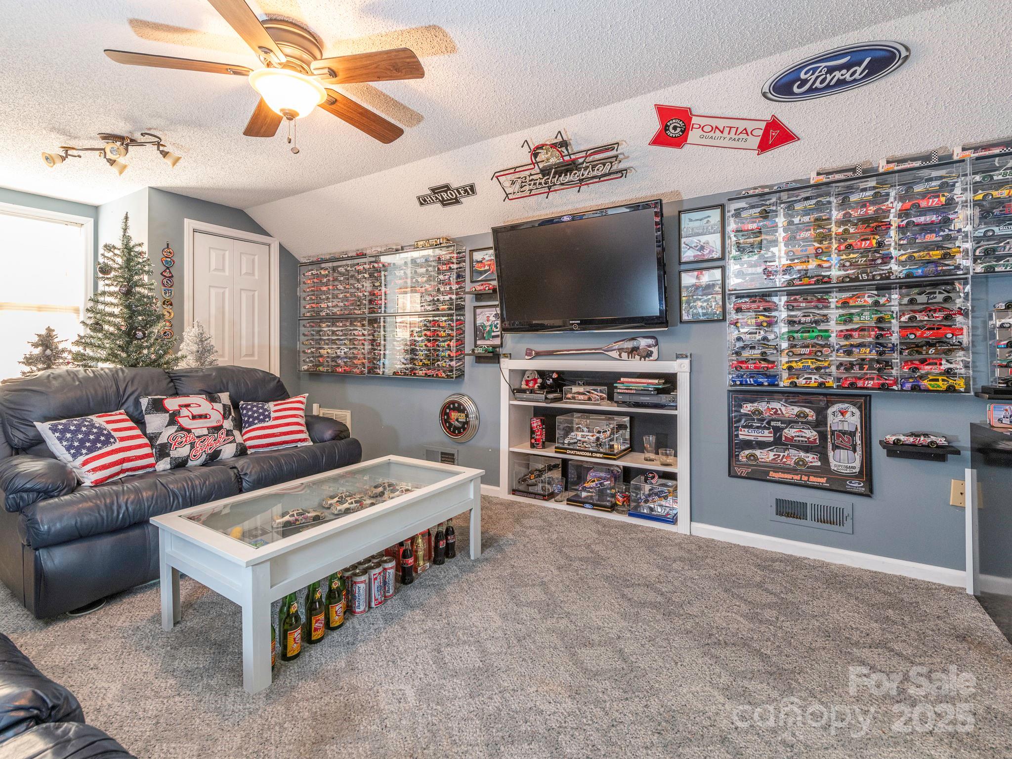 1800 Lake Lynn Road — Concord