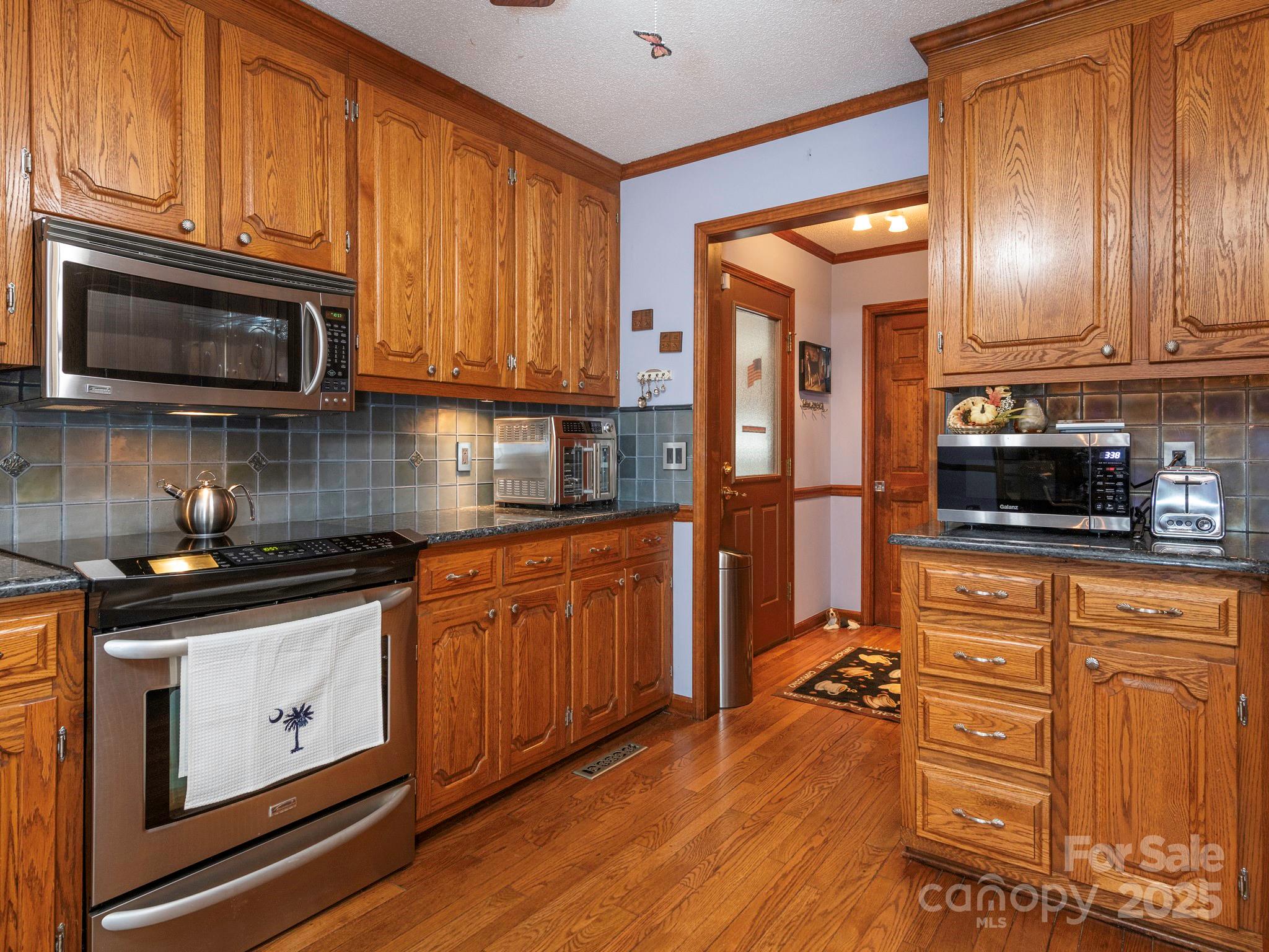 1800 Lake Lynn Road — Concord