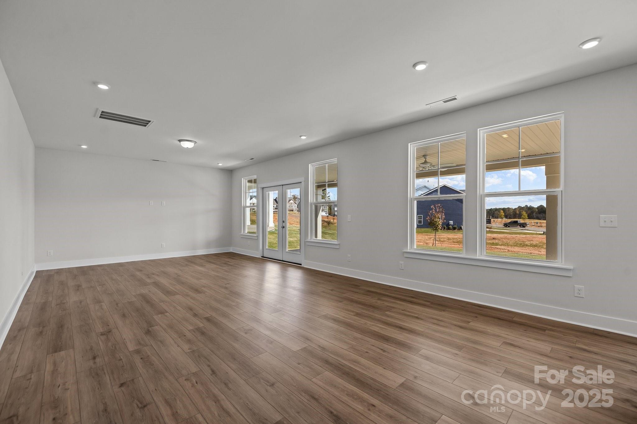 733 Sirius Lane #92 — York