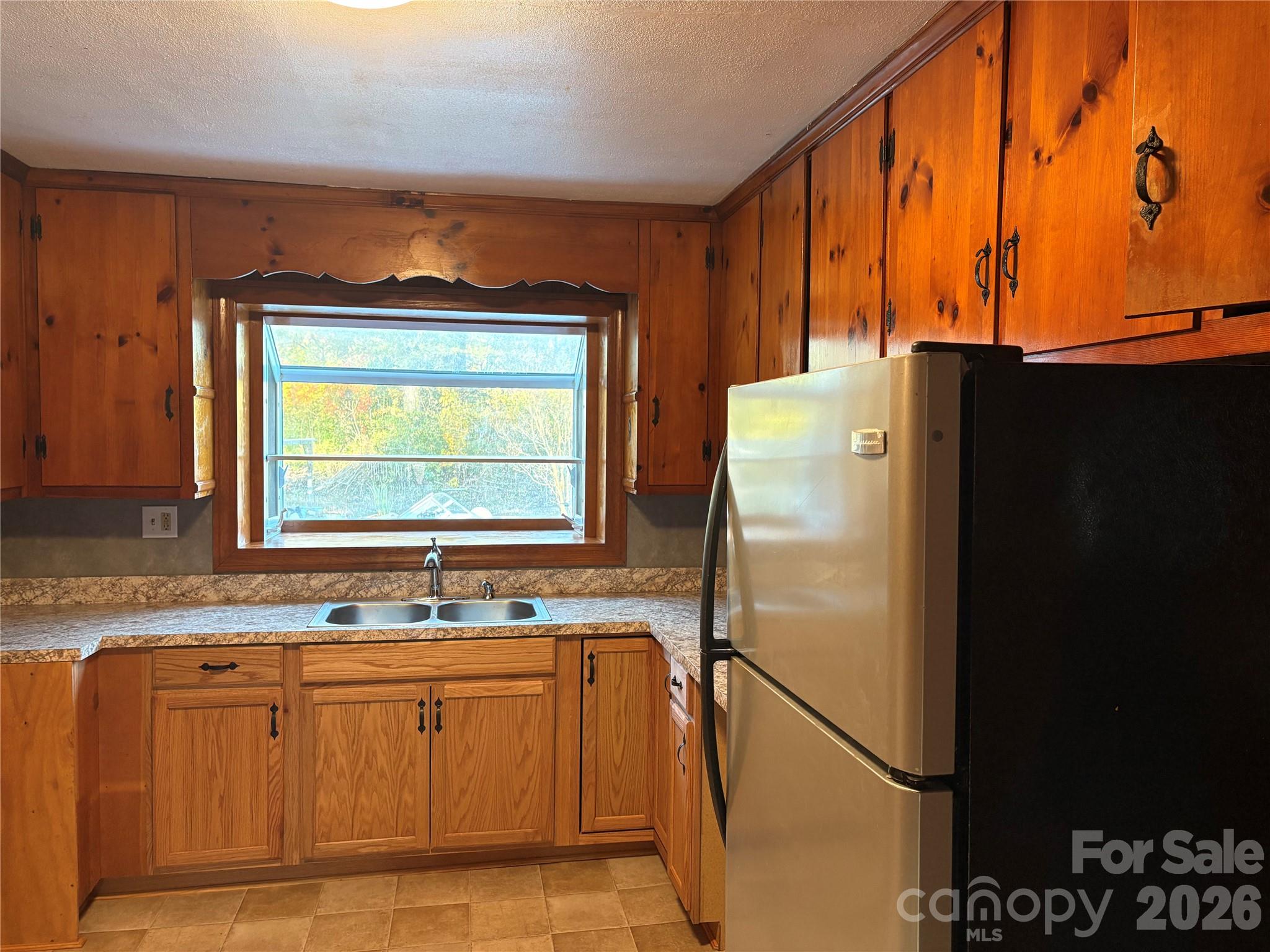 5206 Burke Drive — Charlotte