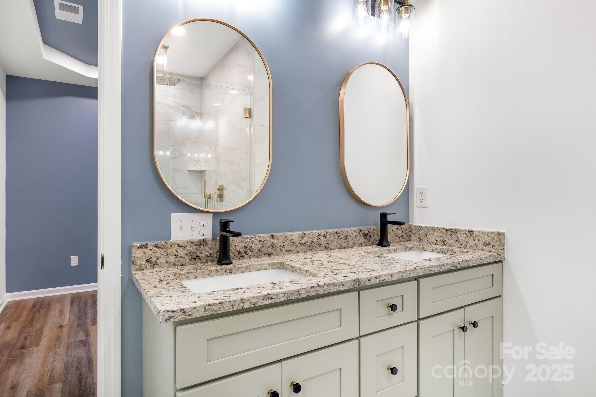 2320 China Avenue — Shelby