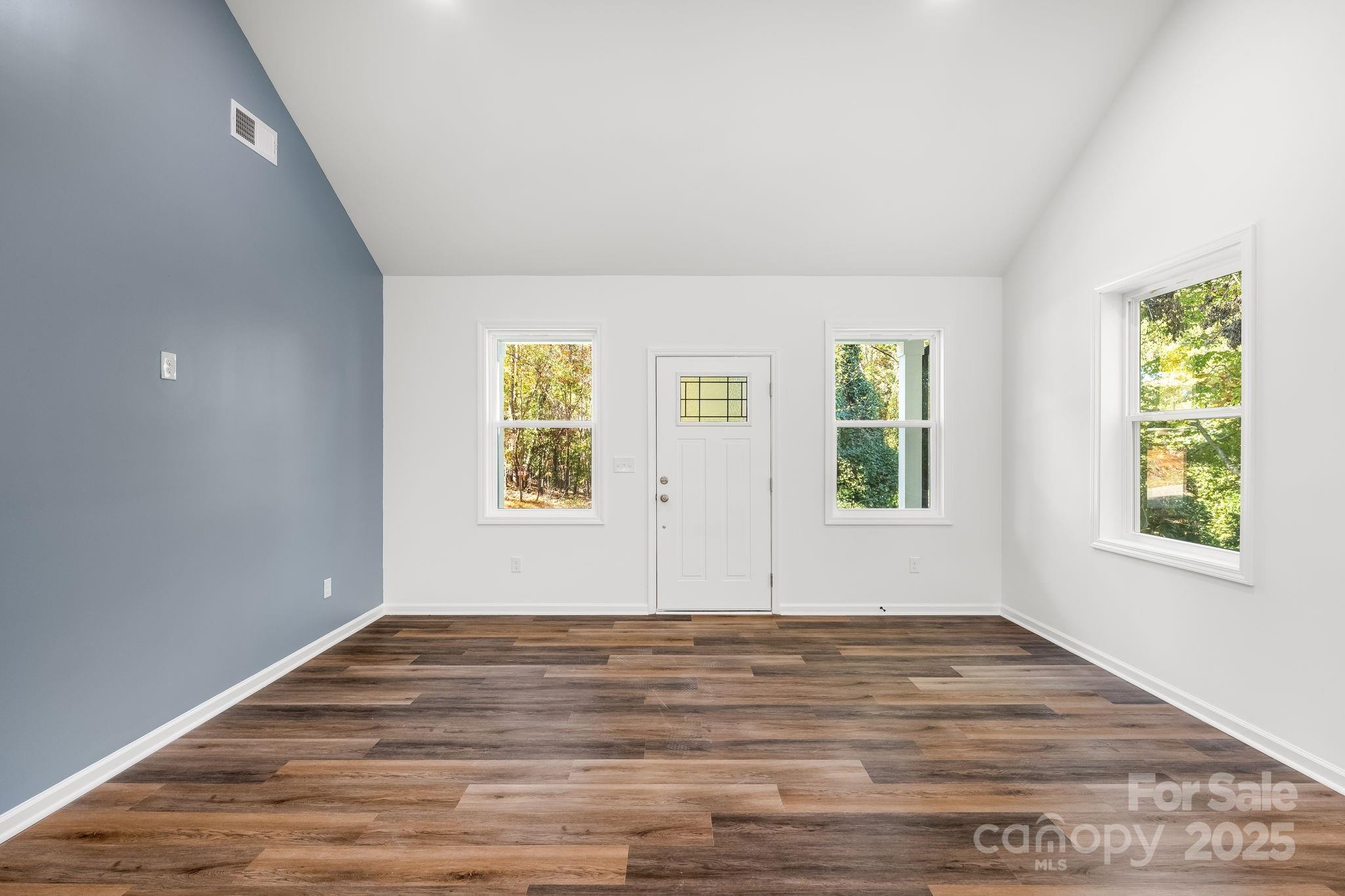 2320 China Avenue — Shelby