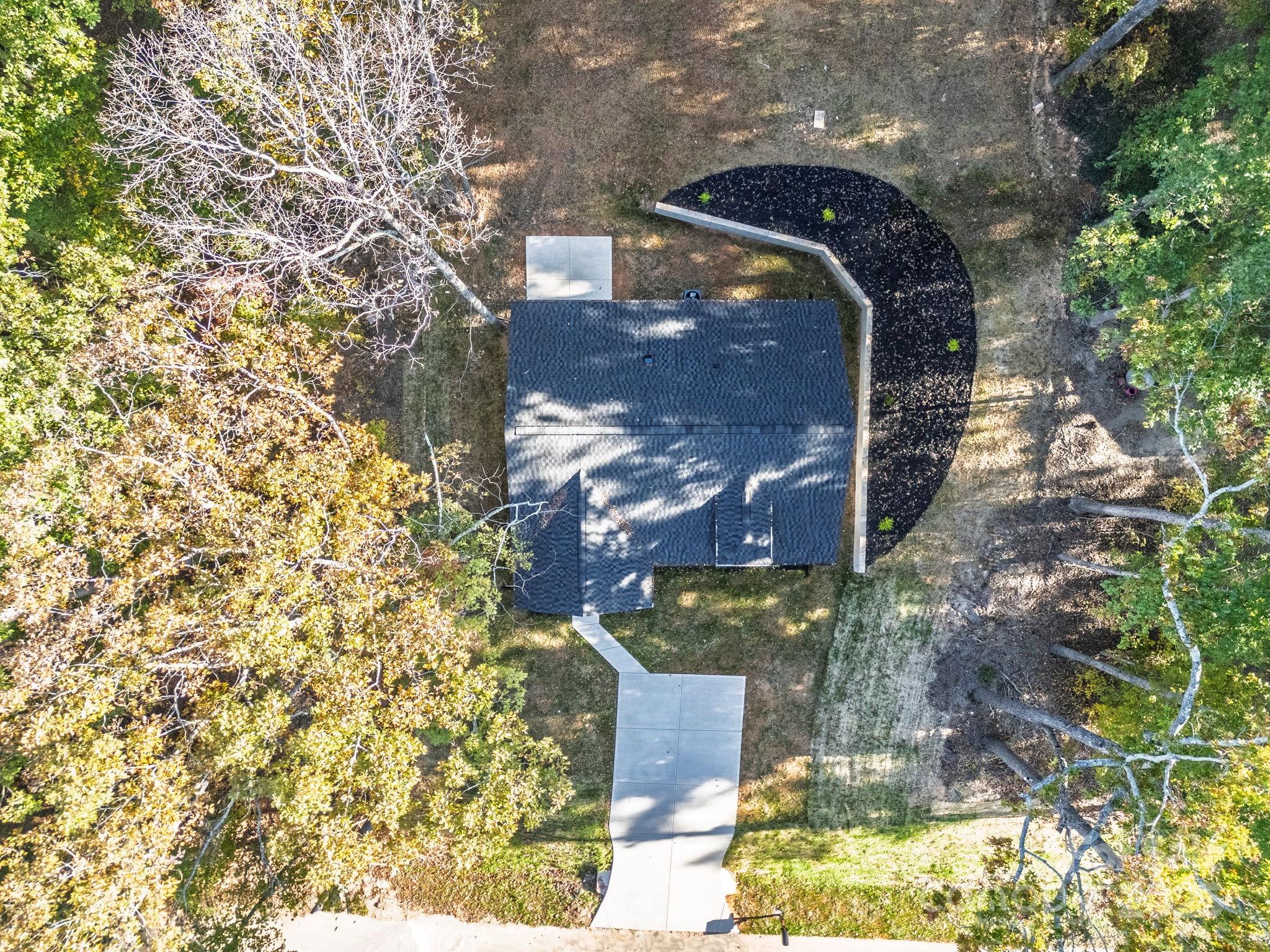 2320 China Avenue — Shelby