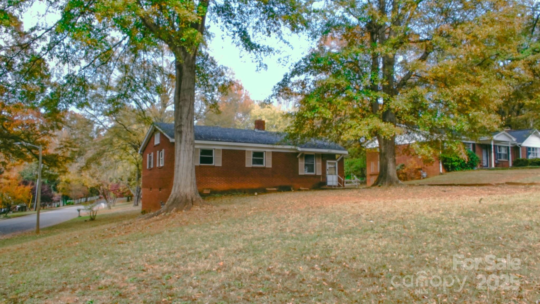 739 Vale Street — Shelby