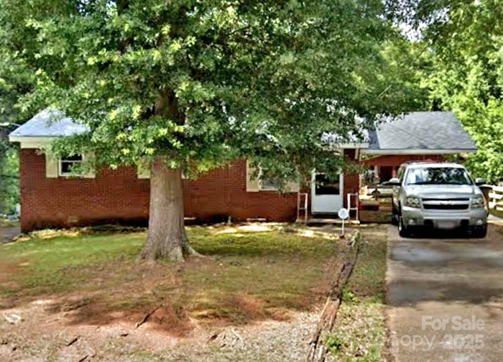 739 Vale Street — Shelby