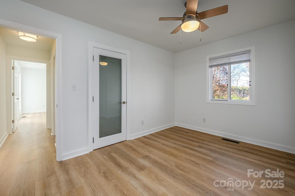 2106 Lynmore Drive — Sherrills Ford