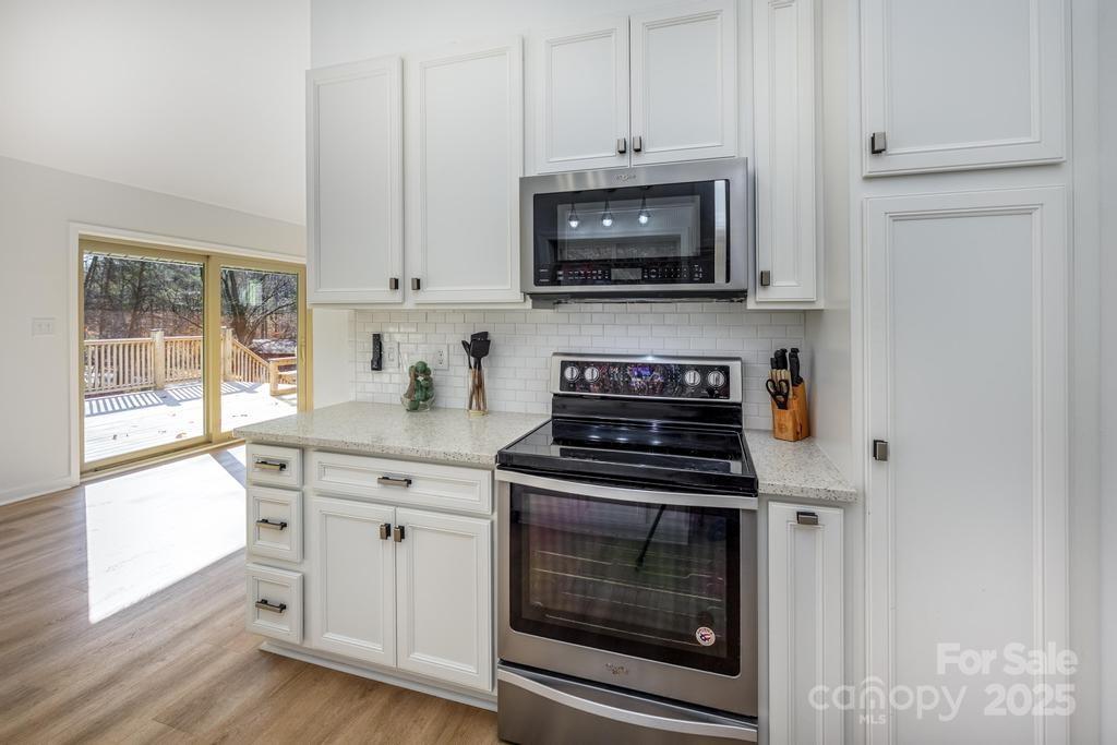 2106 Lynmore Drive — Sherrills Ford