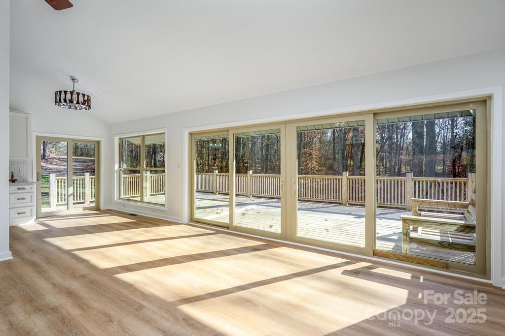 2106 Lynmore Drive — Sherrills Ford