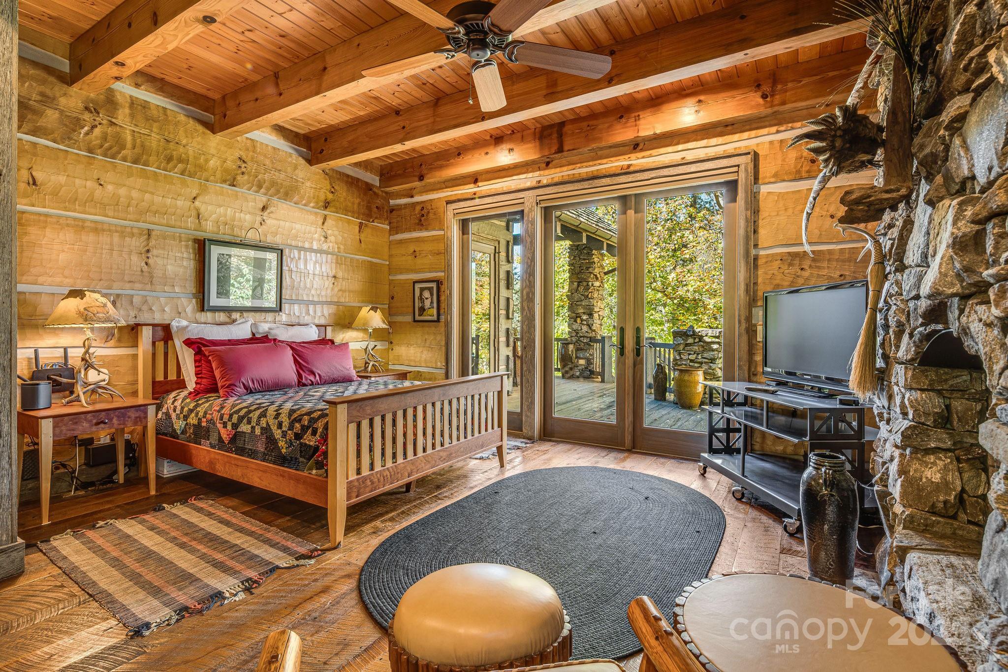 99 Thistle Ridge — Canton