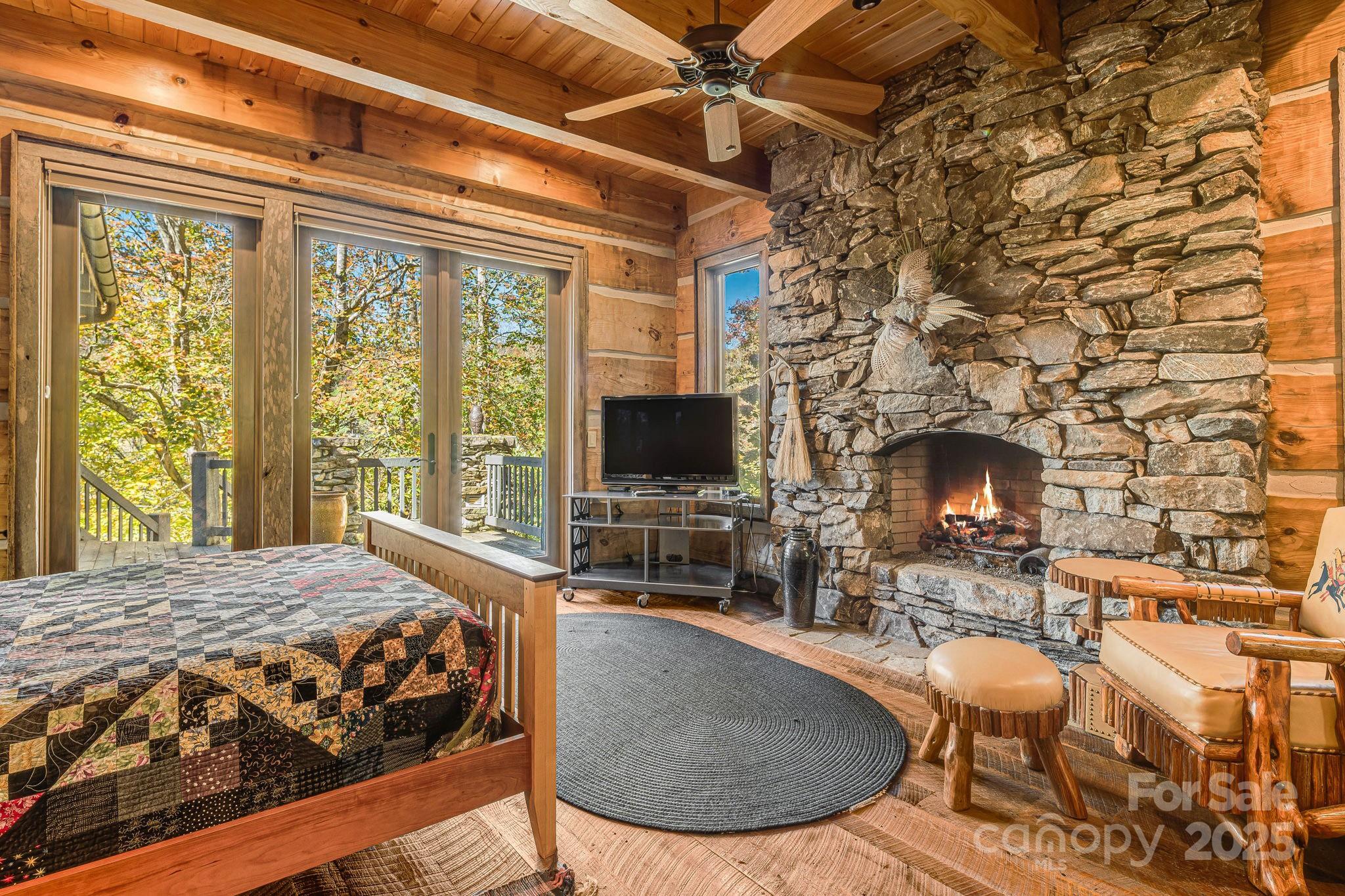 99 Thistle Ridge — Canton