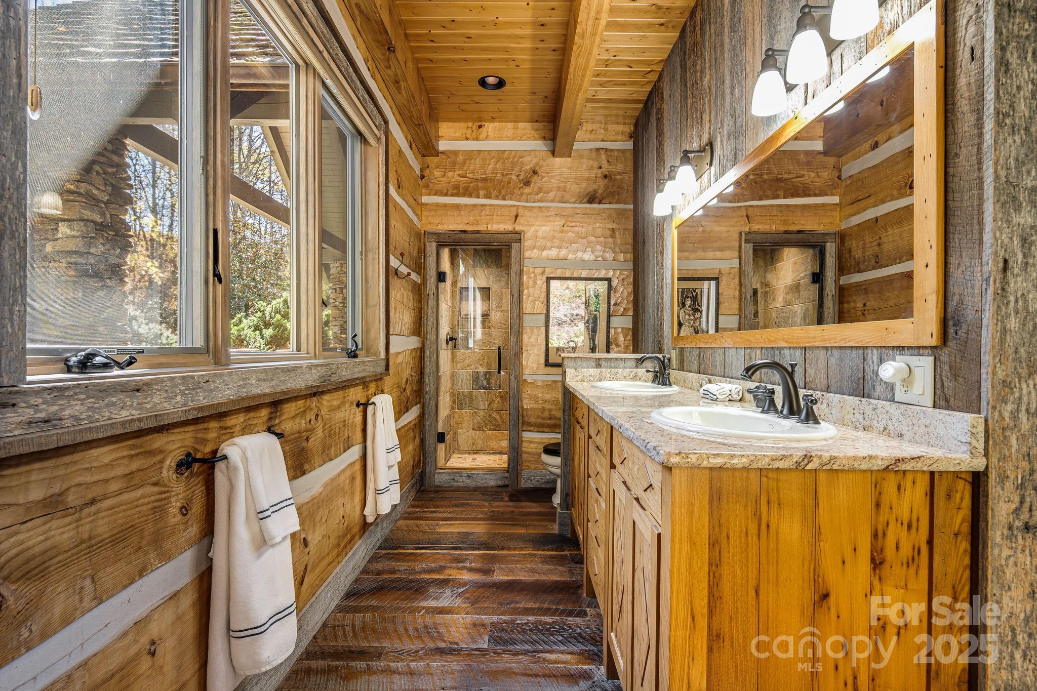 99 Thistle Ridge — Canton