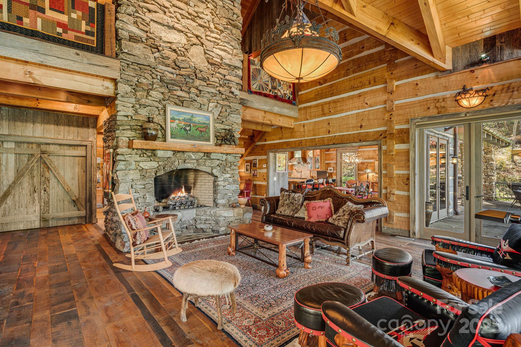 99 Thistle Ridge — Canton