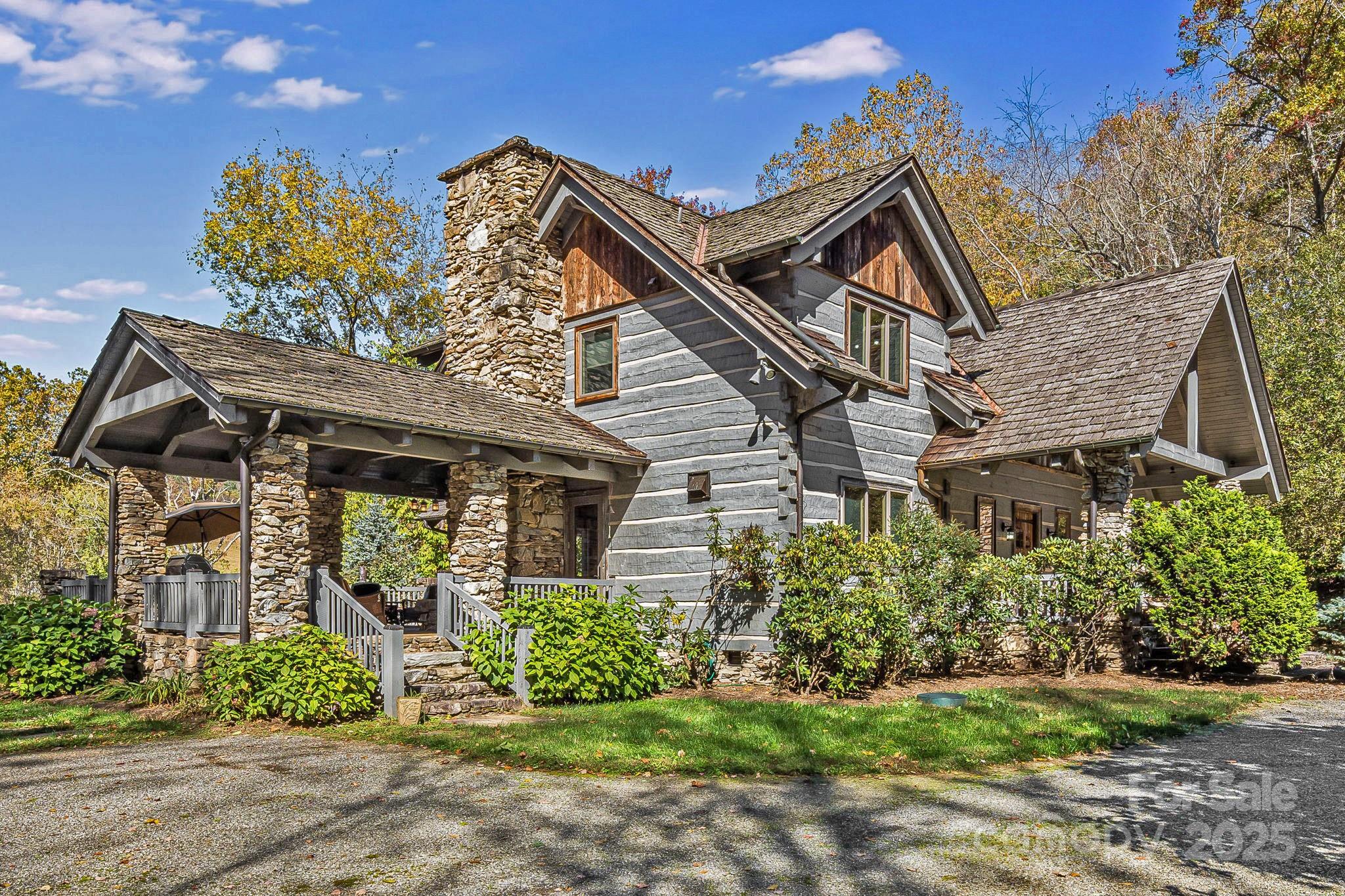 99 Thistle Ridge — Canton