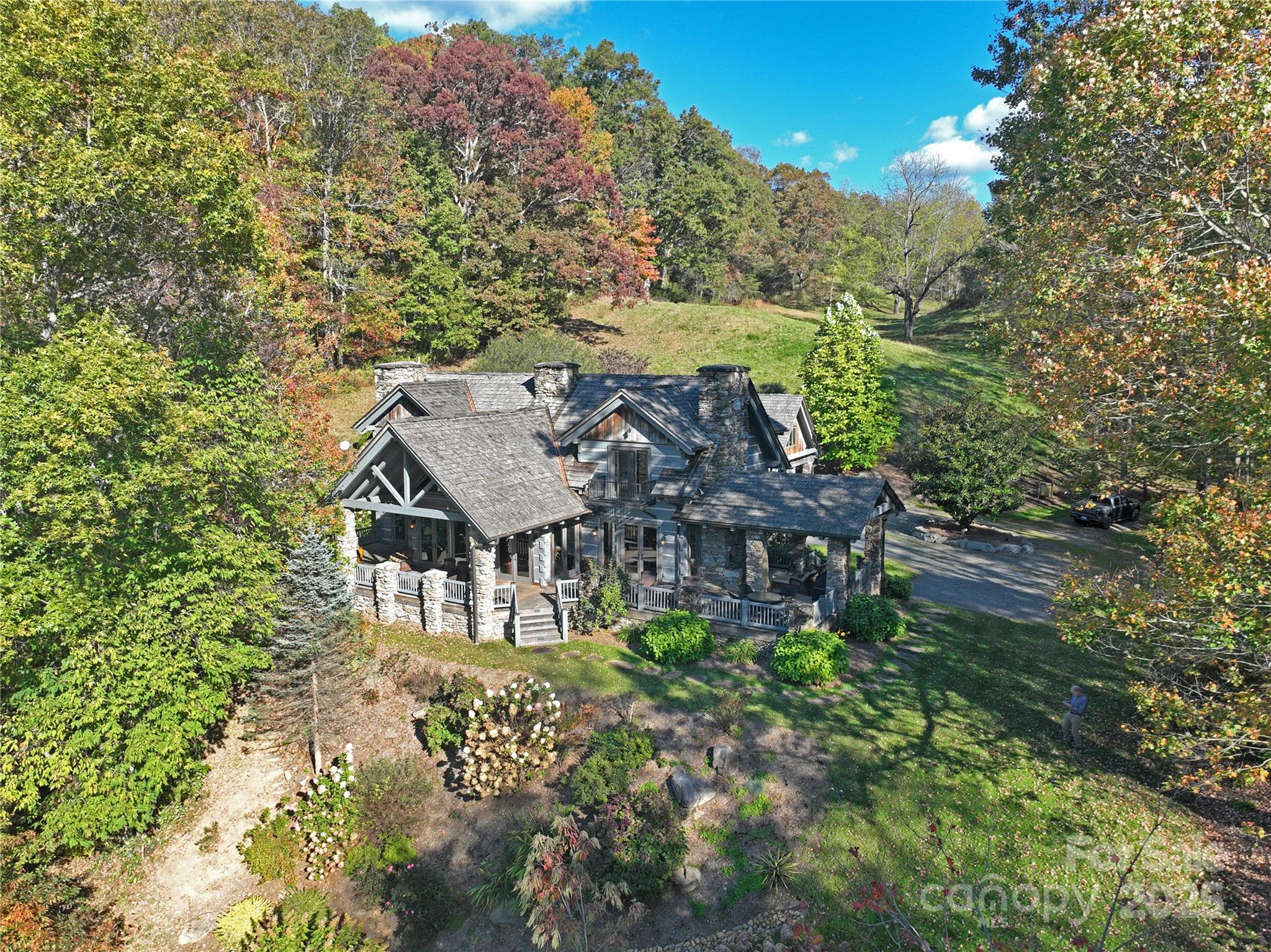 99 Thistle Ridge — Canton