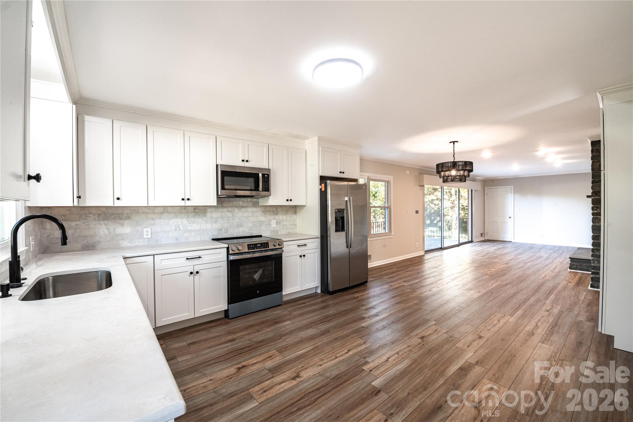 719 Avondale Avenue — Albemarle
