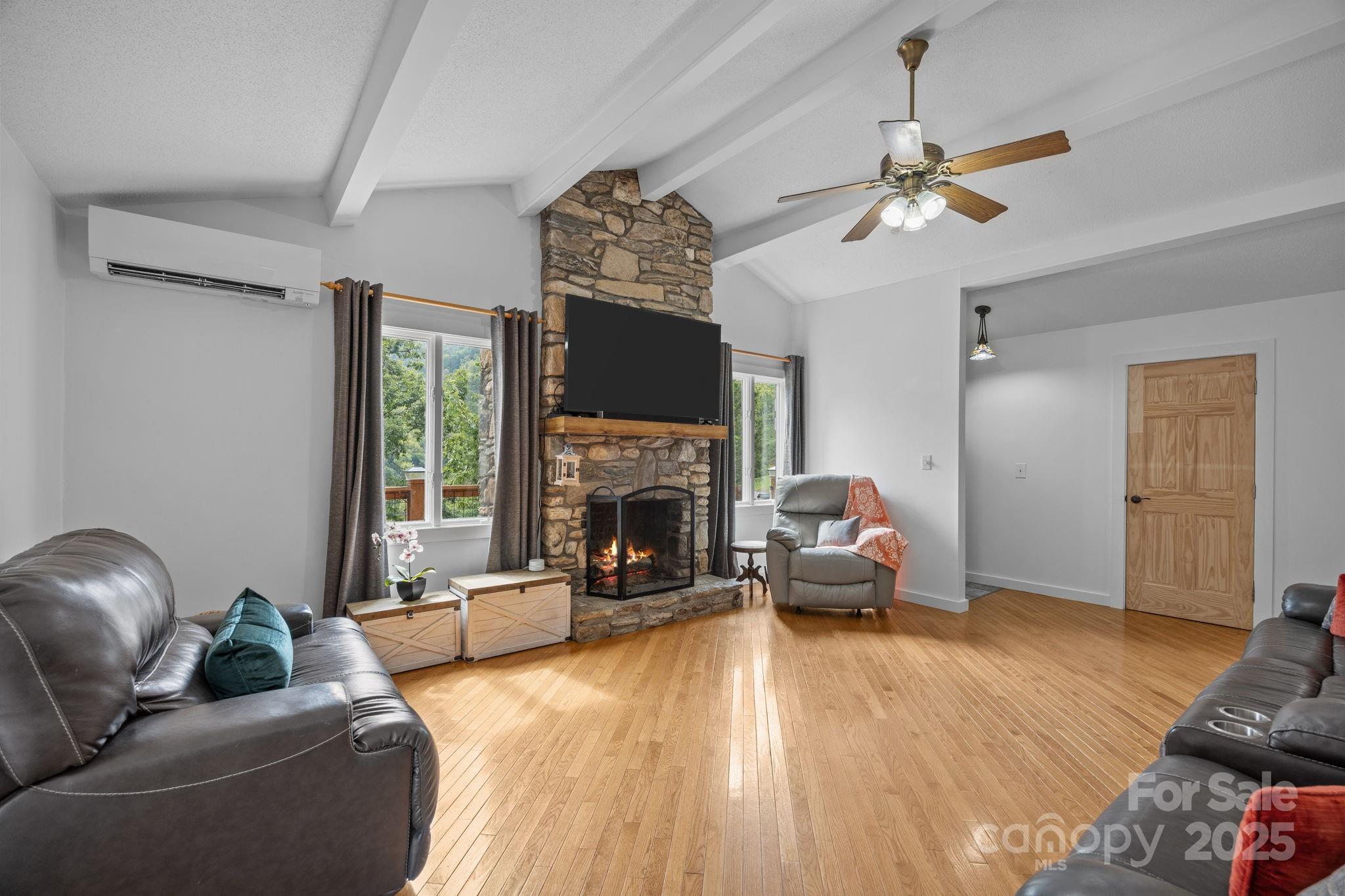 263 Morgan Branch Road — Leicester
