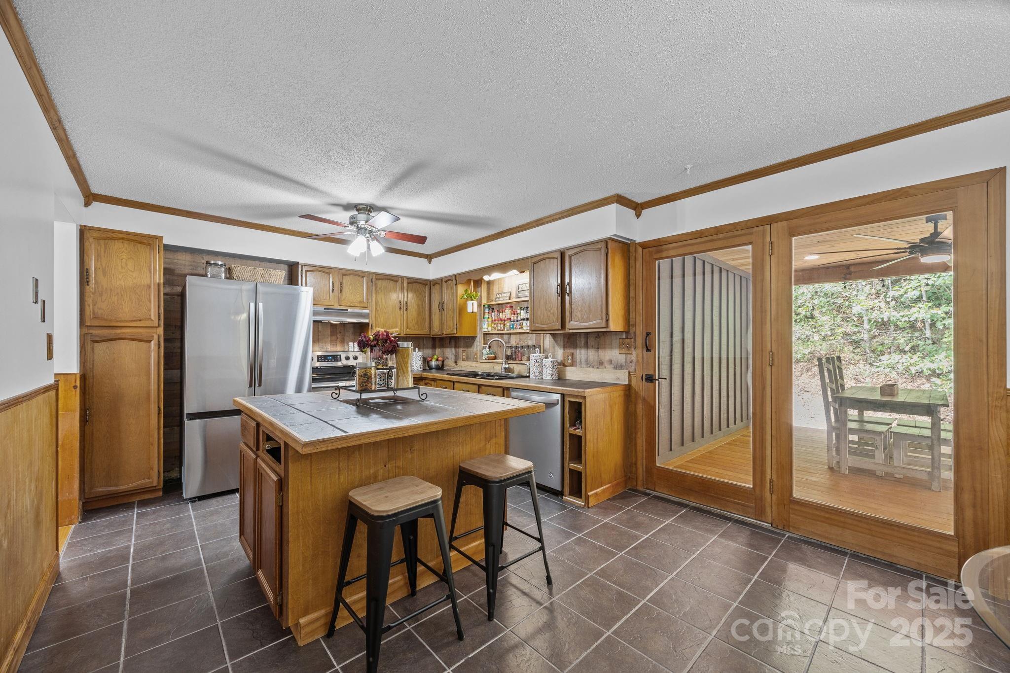 263 Morgan Branch Road — Leicester