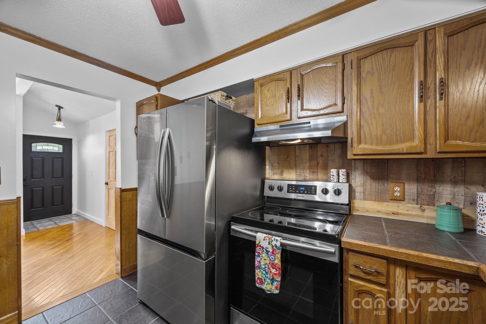 263 Morgan Branch Road — Leicester