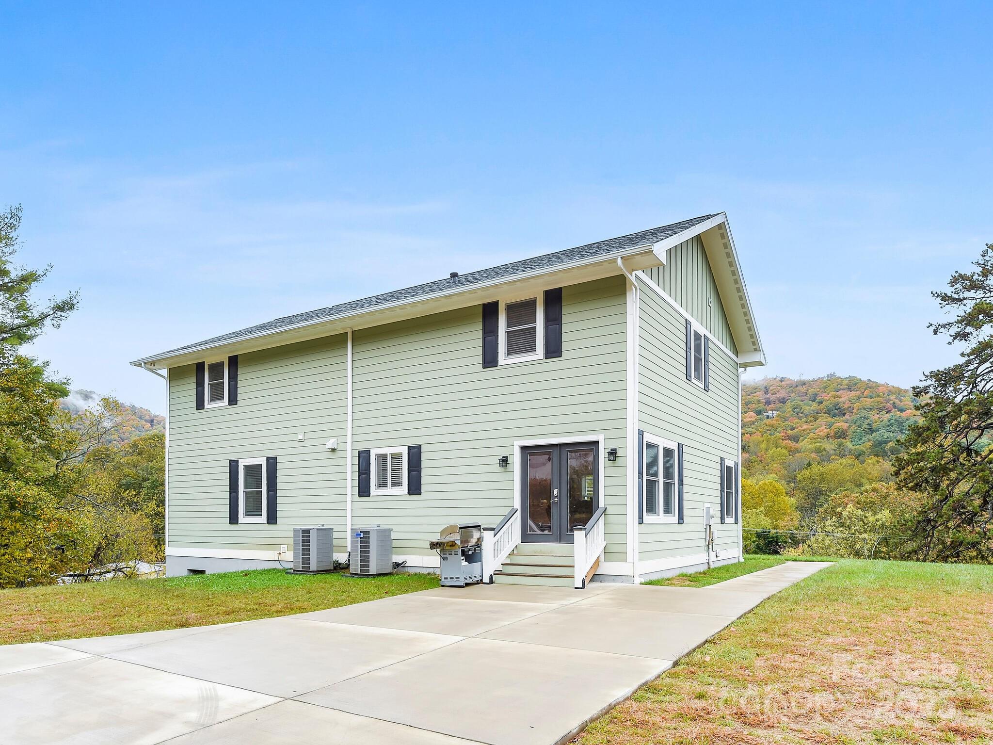 258 Old Weaverville Road — Asheville