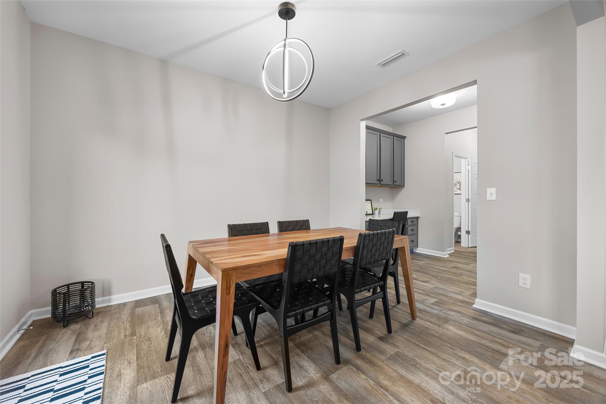 1140 Streamside Lane — York
