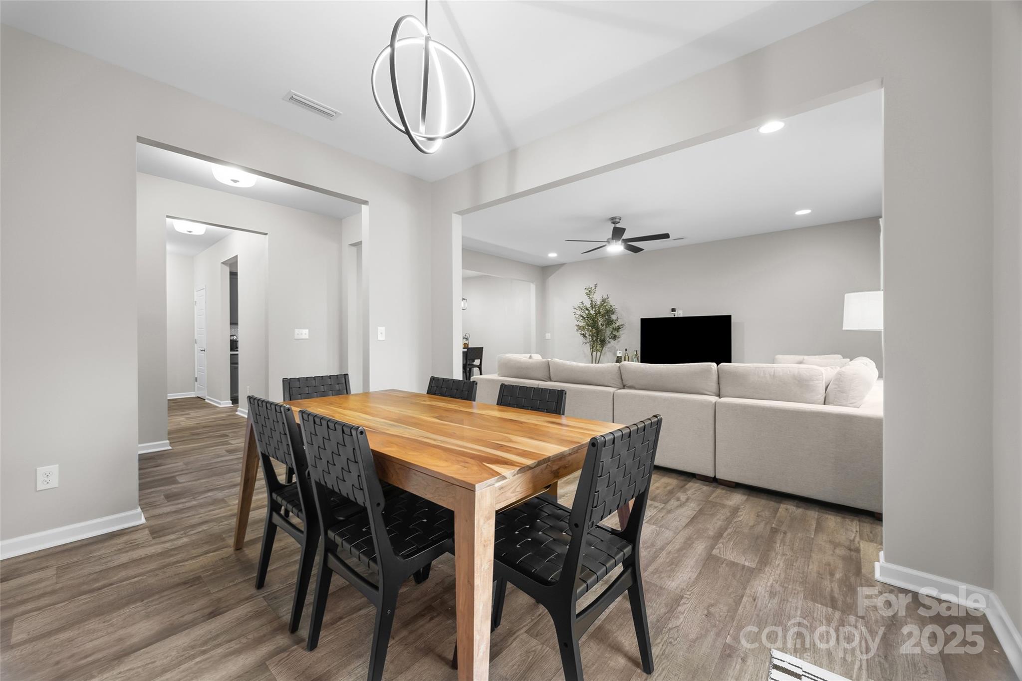 1140 Streamside Lane — York
