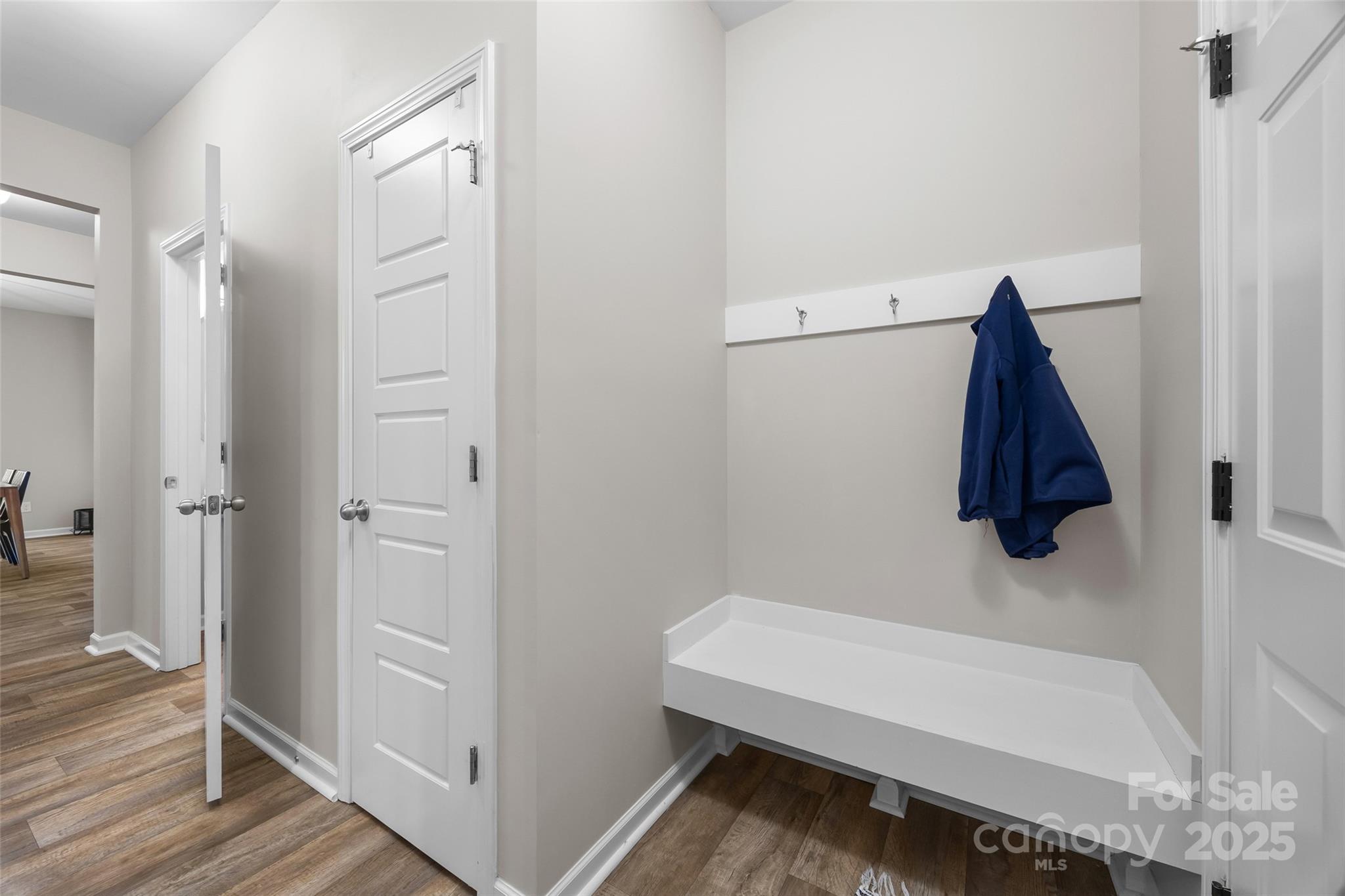 1140 Streamside Lane — York