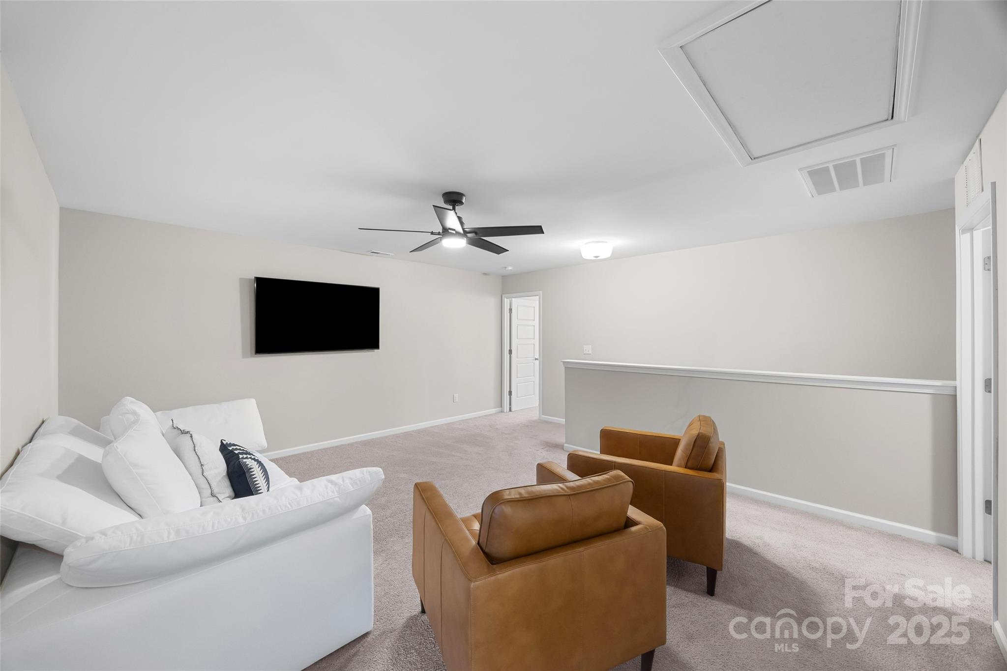 1140 Streamside Lane — York