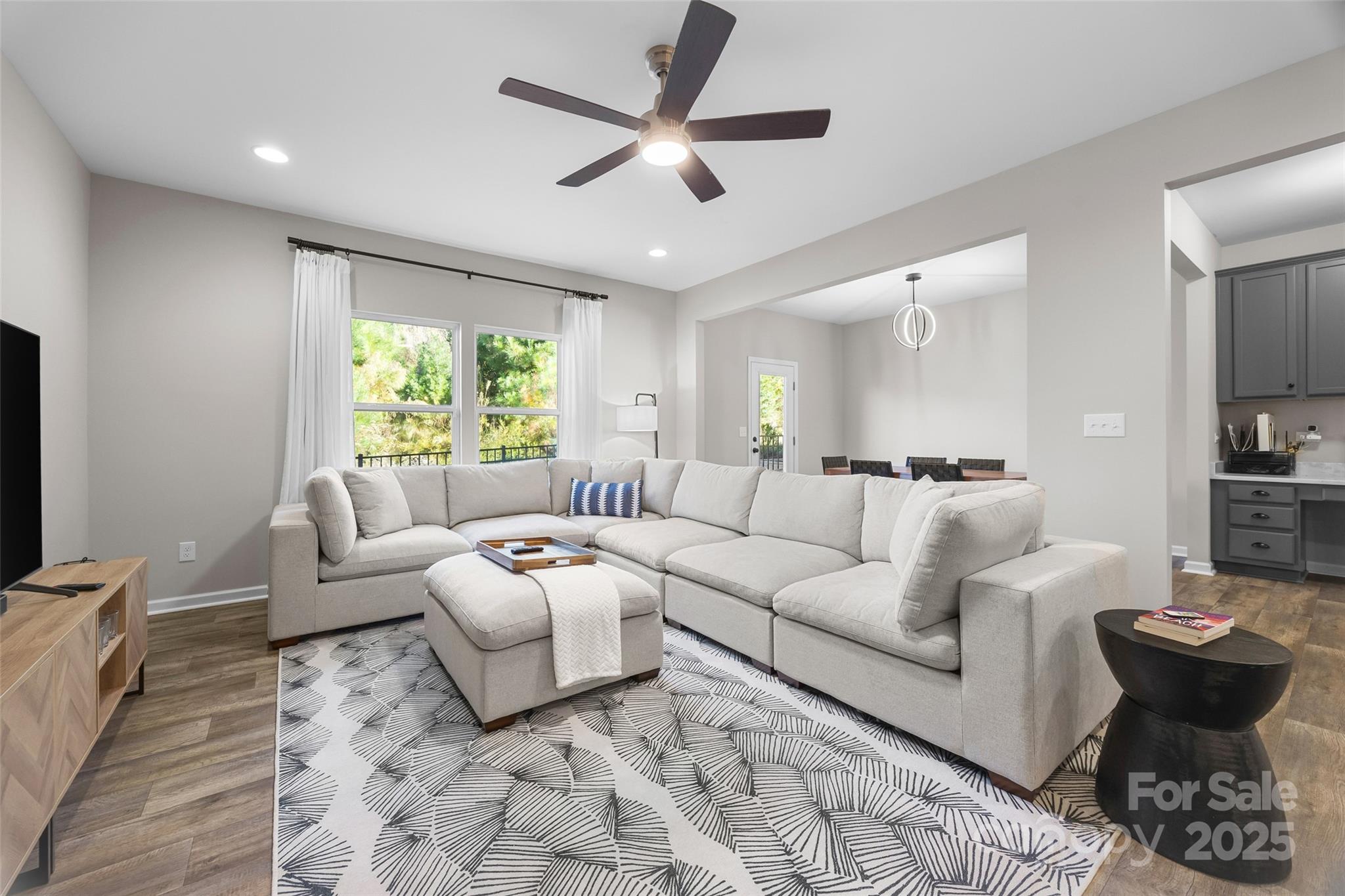 1140 Streamside Lane — York