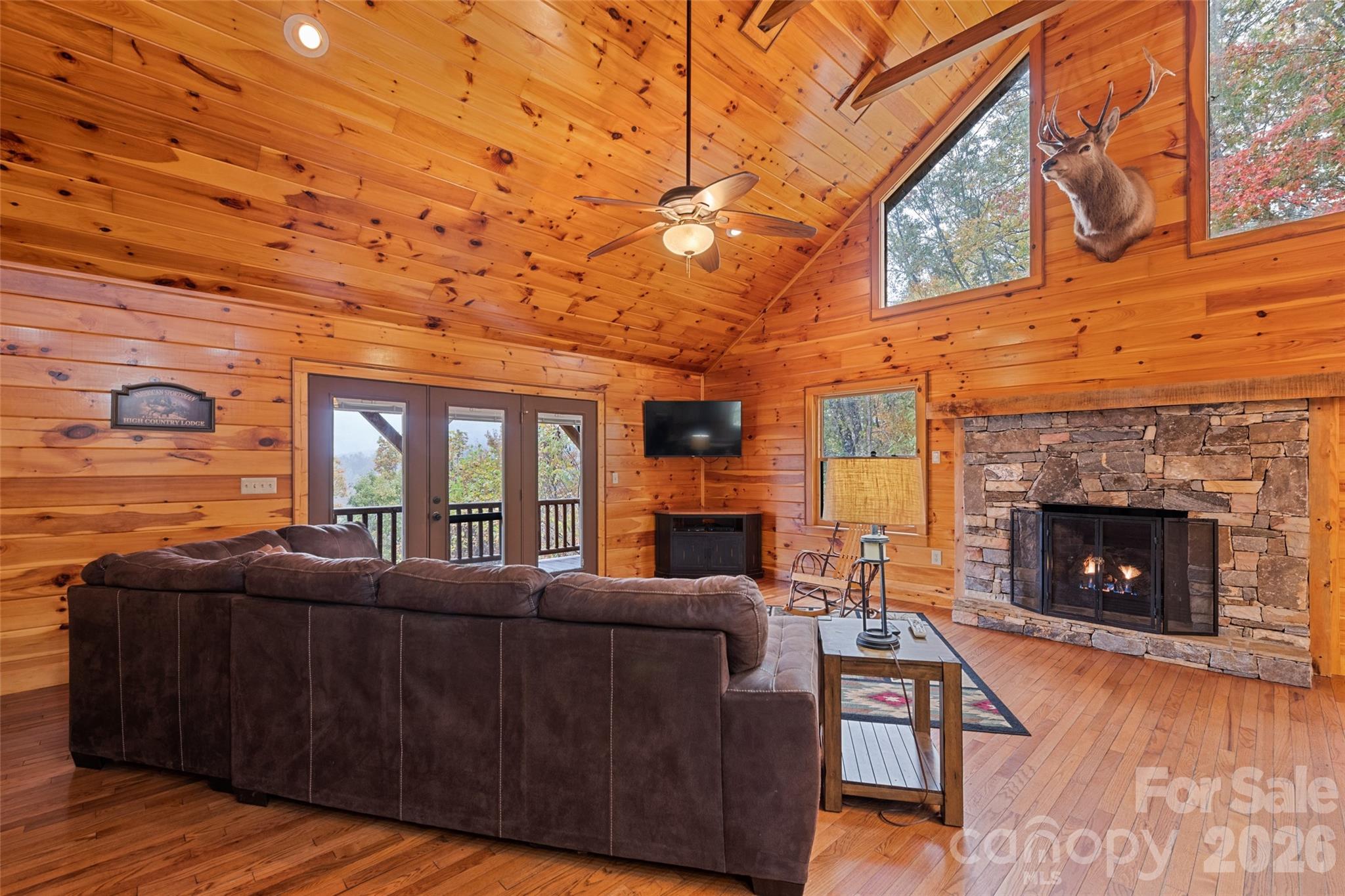 235 Soaring Eagle Road — Bryson City