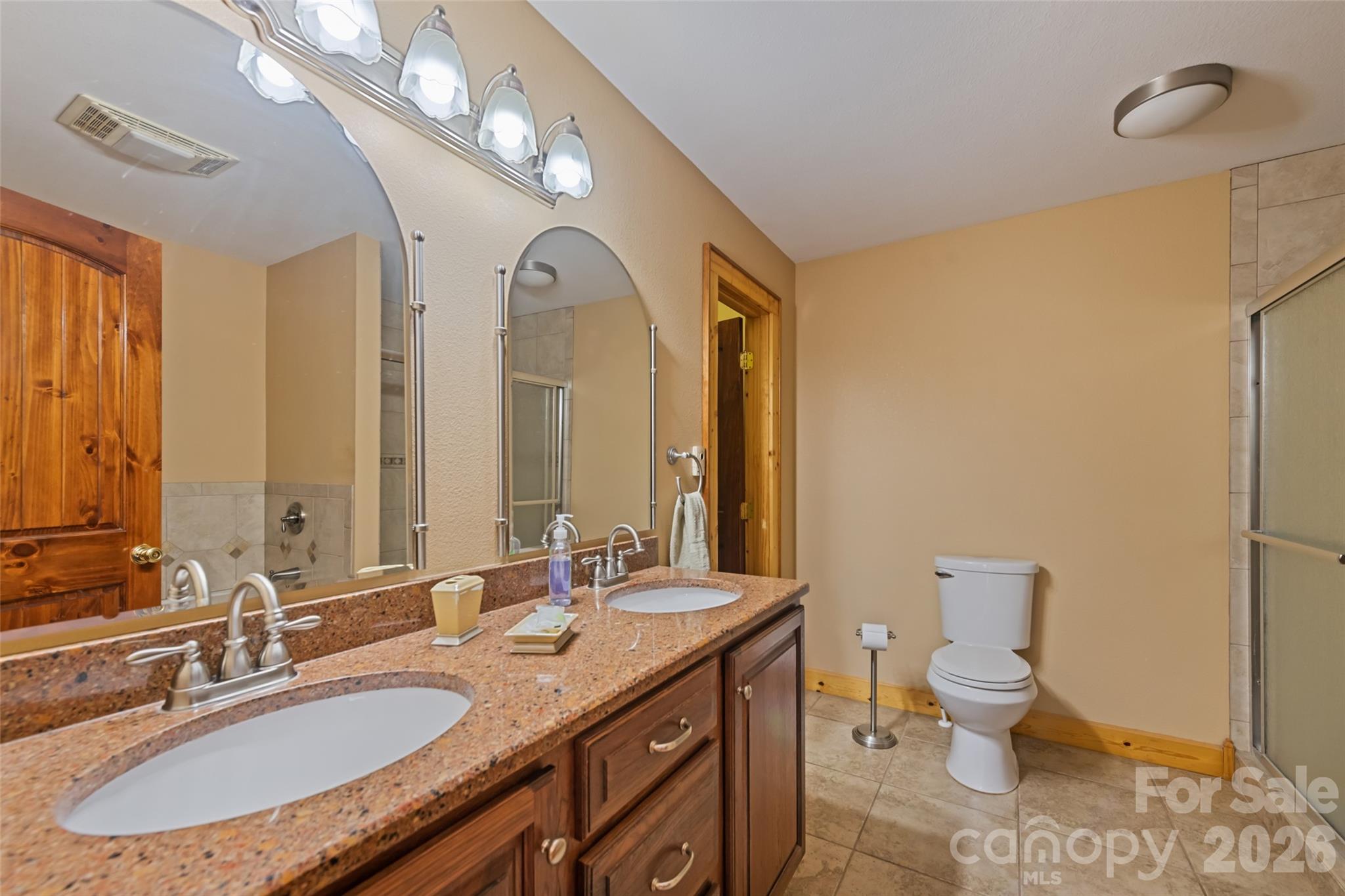 235 Soaring Eagle Road — Bryson City