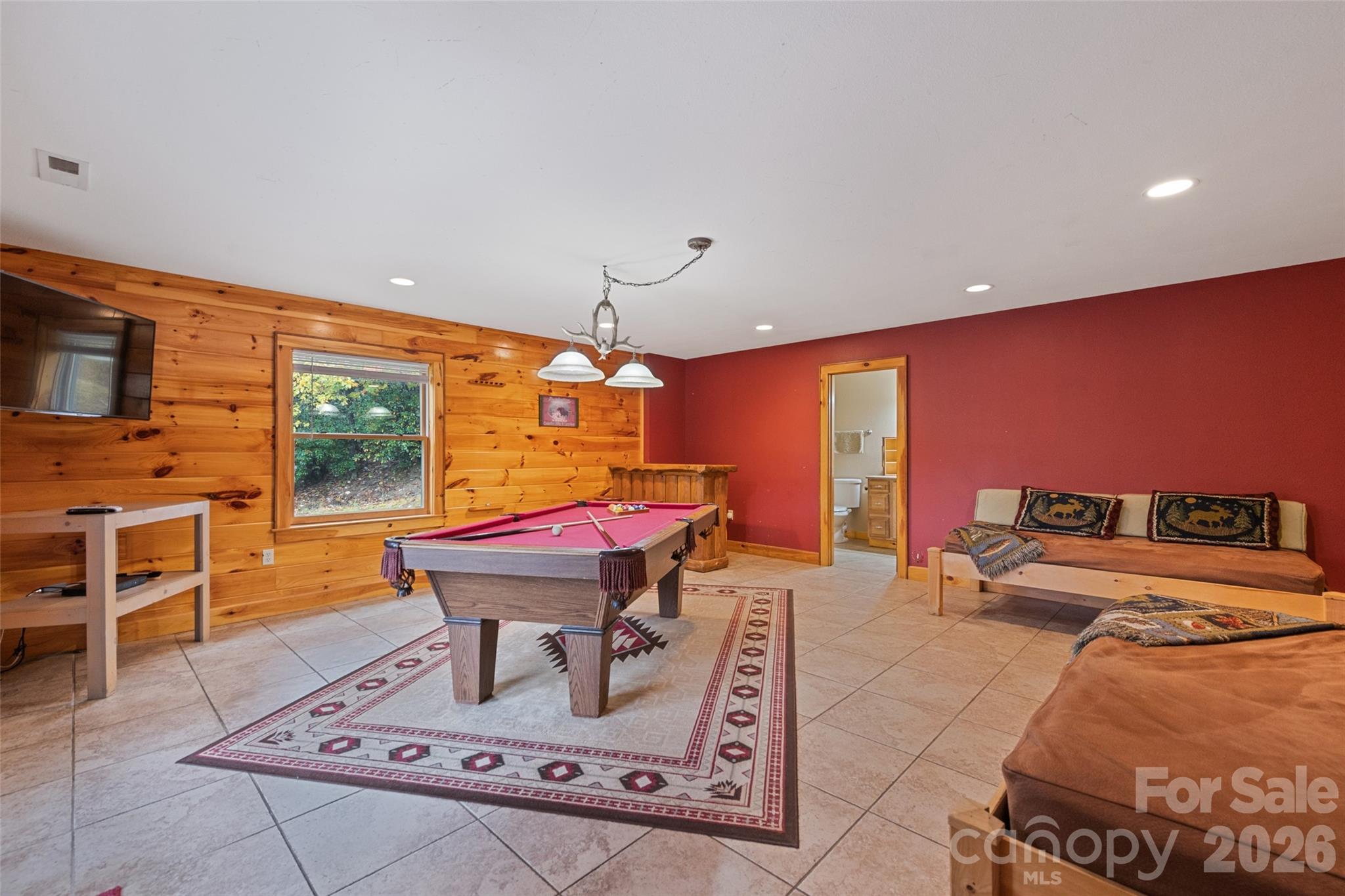 235 Soaring Eagle Road — Bryson City