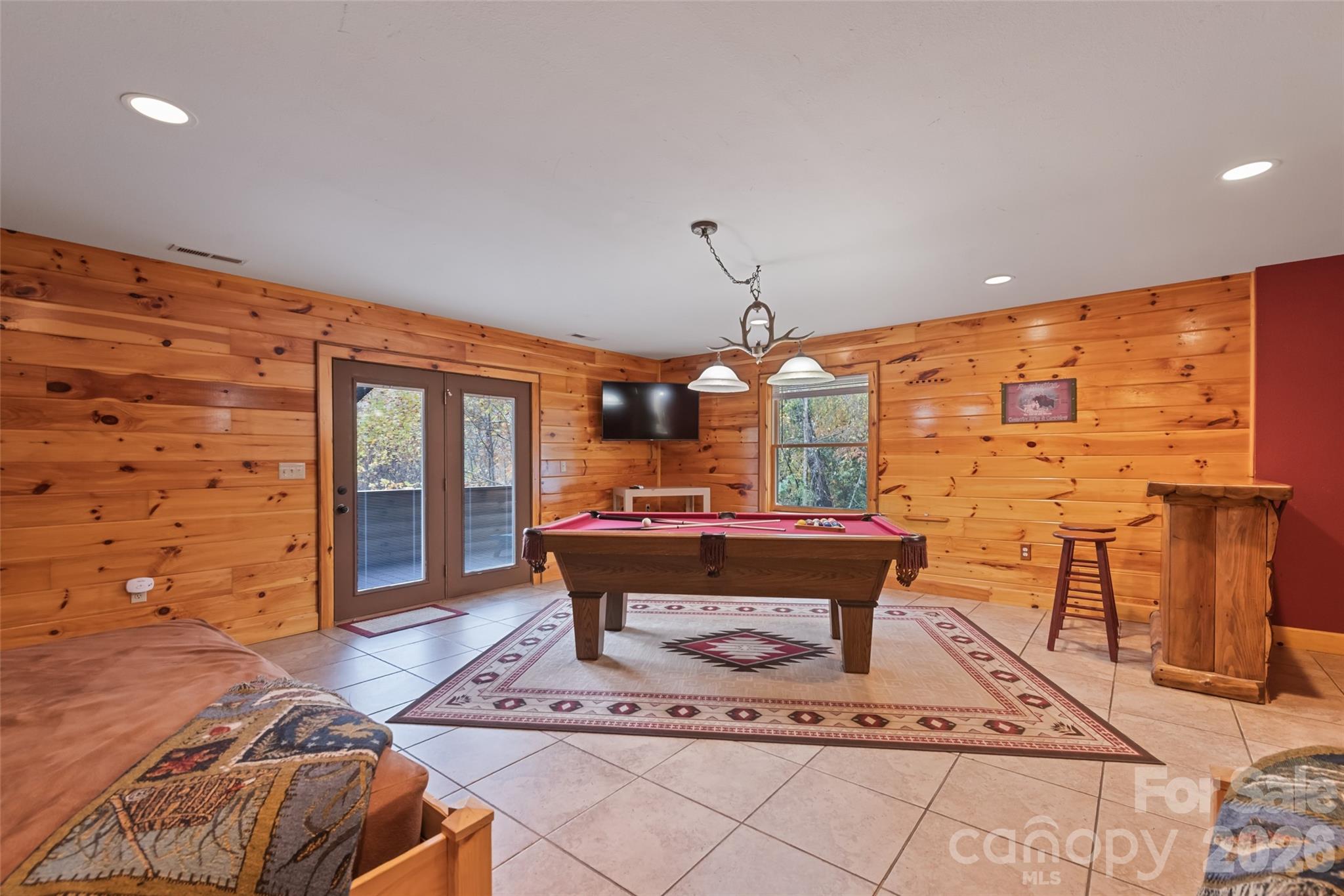 235 Soaring Eagle Road — Bryson City