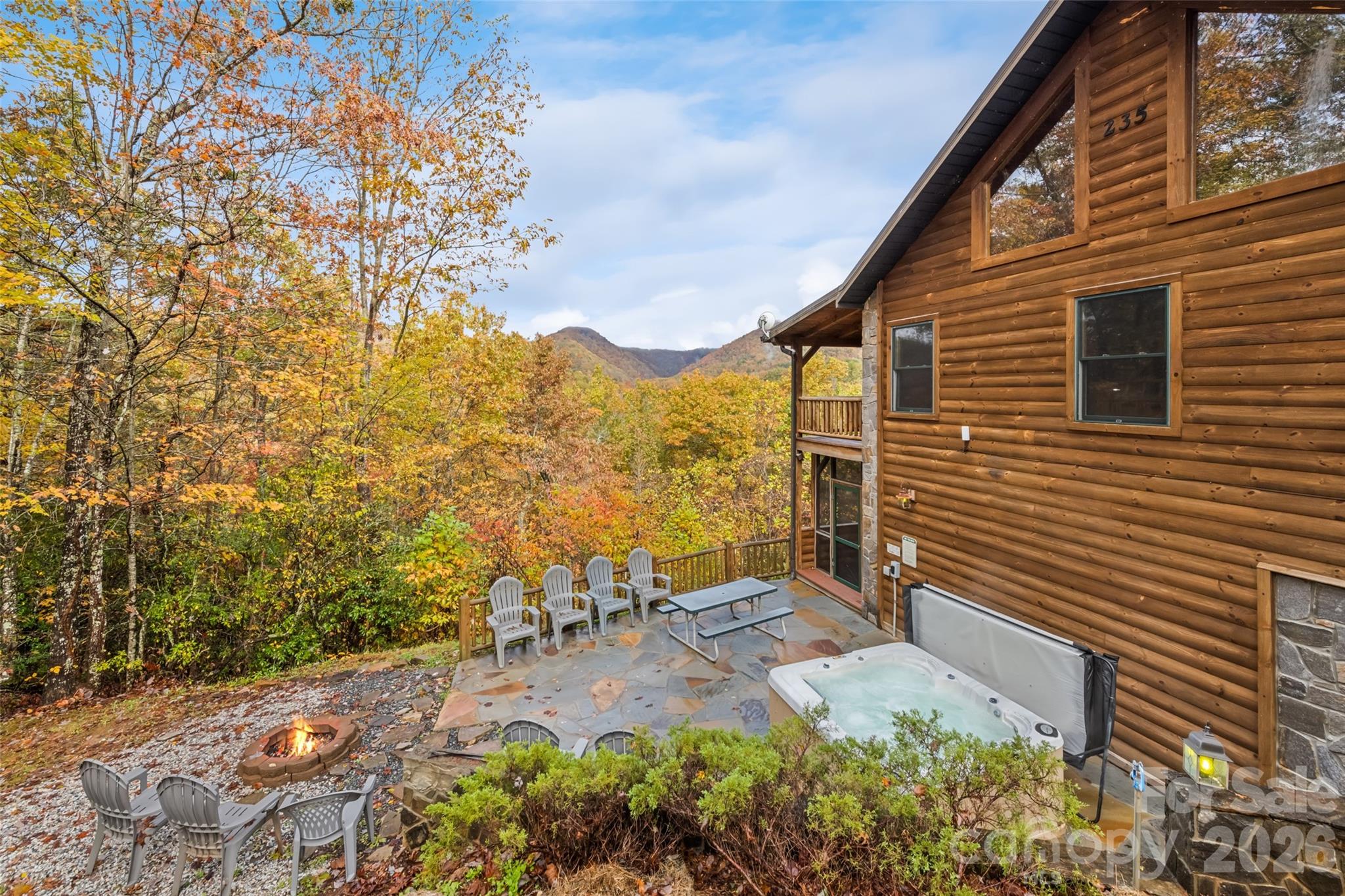 235 Soaring Eagle Road — Bryson City